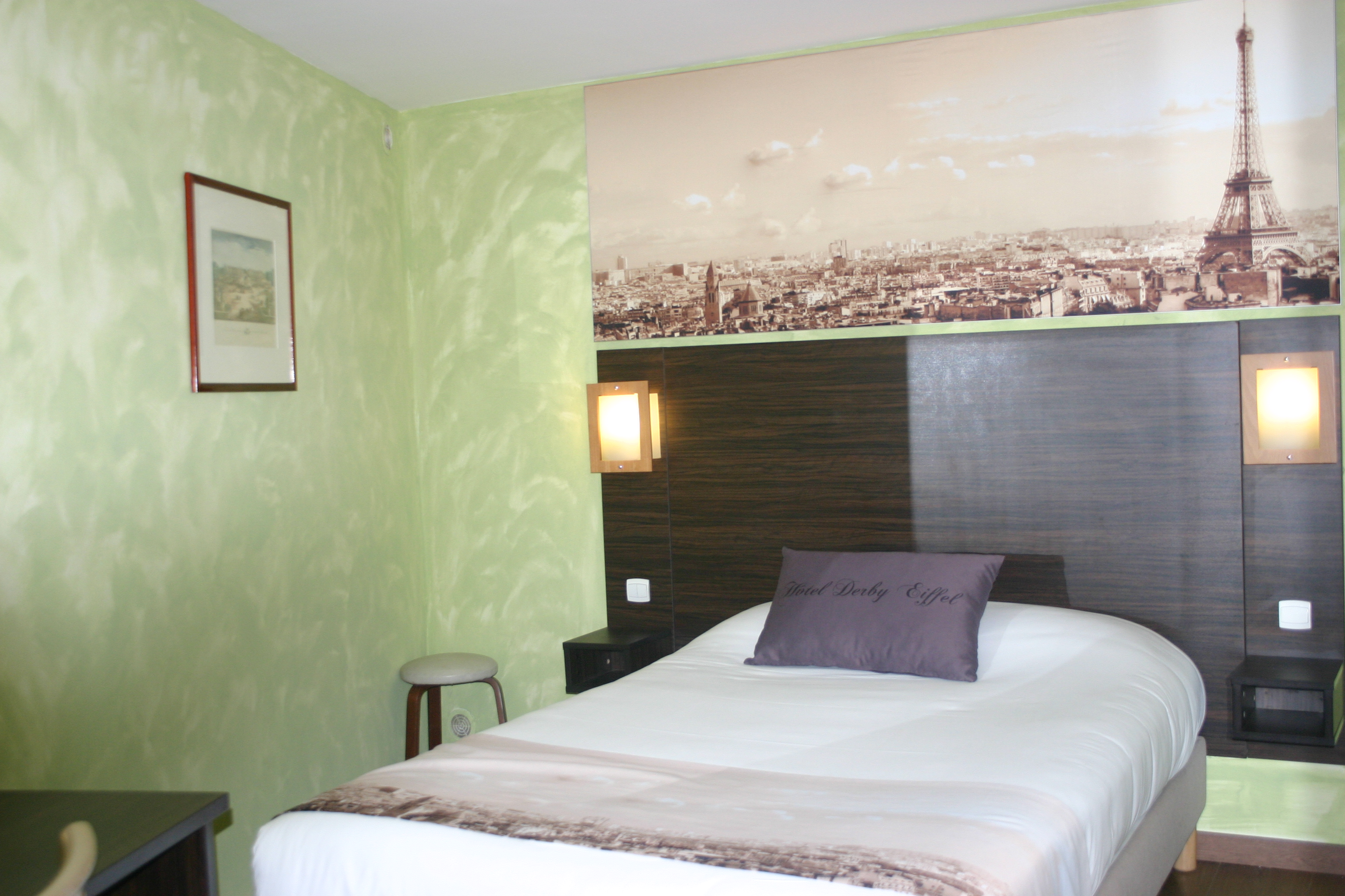 Double or Twin Standard