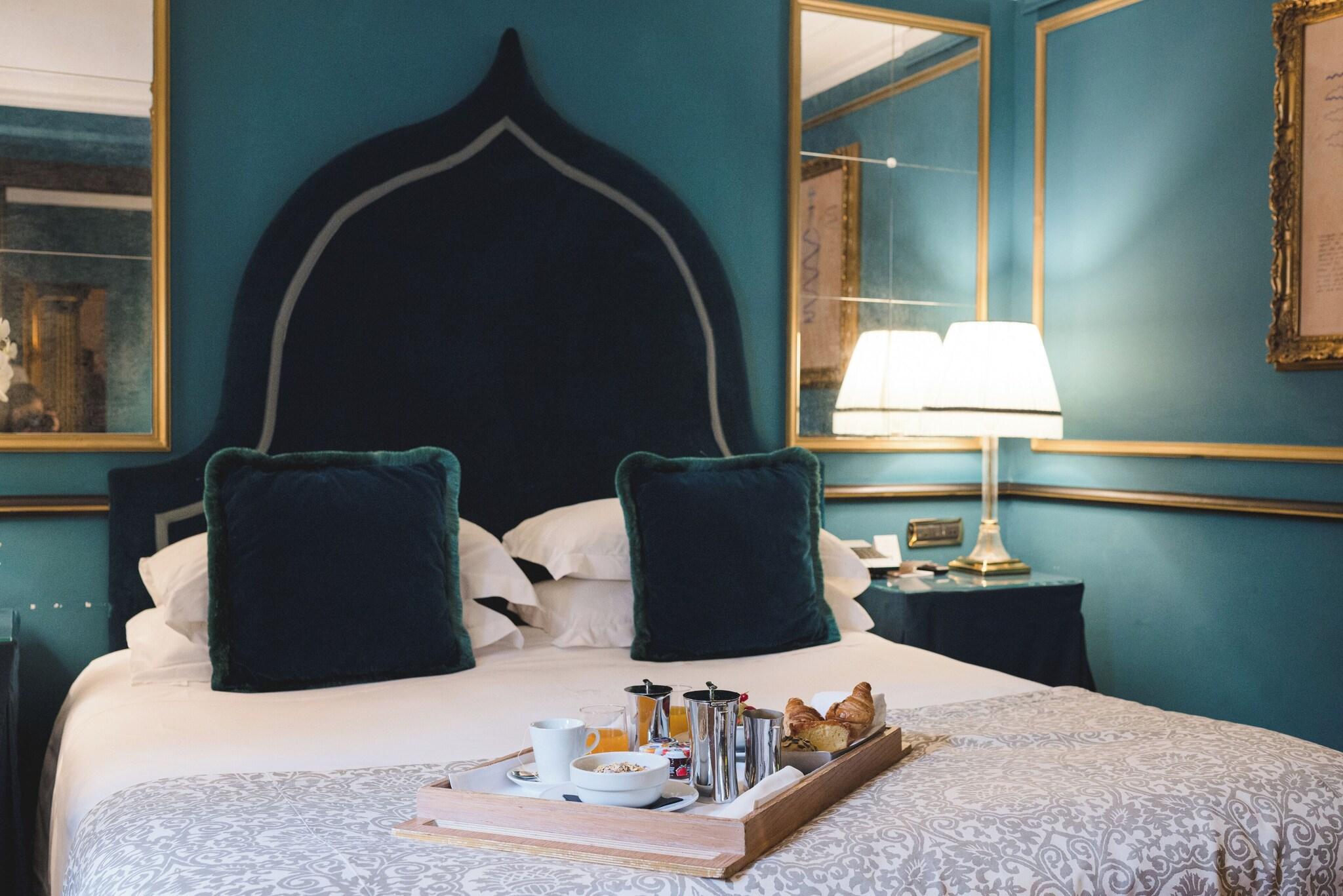 Suite with Double Bed