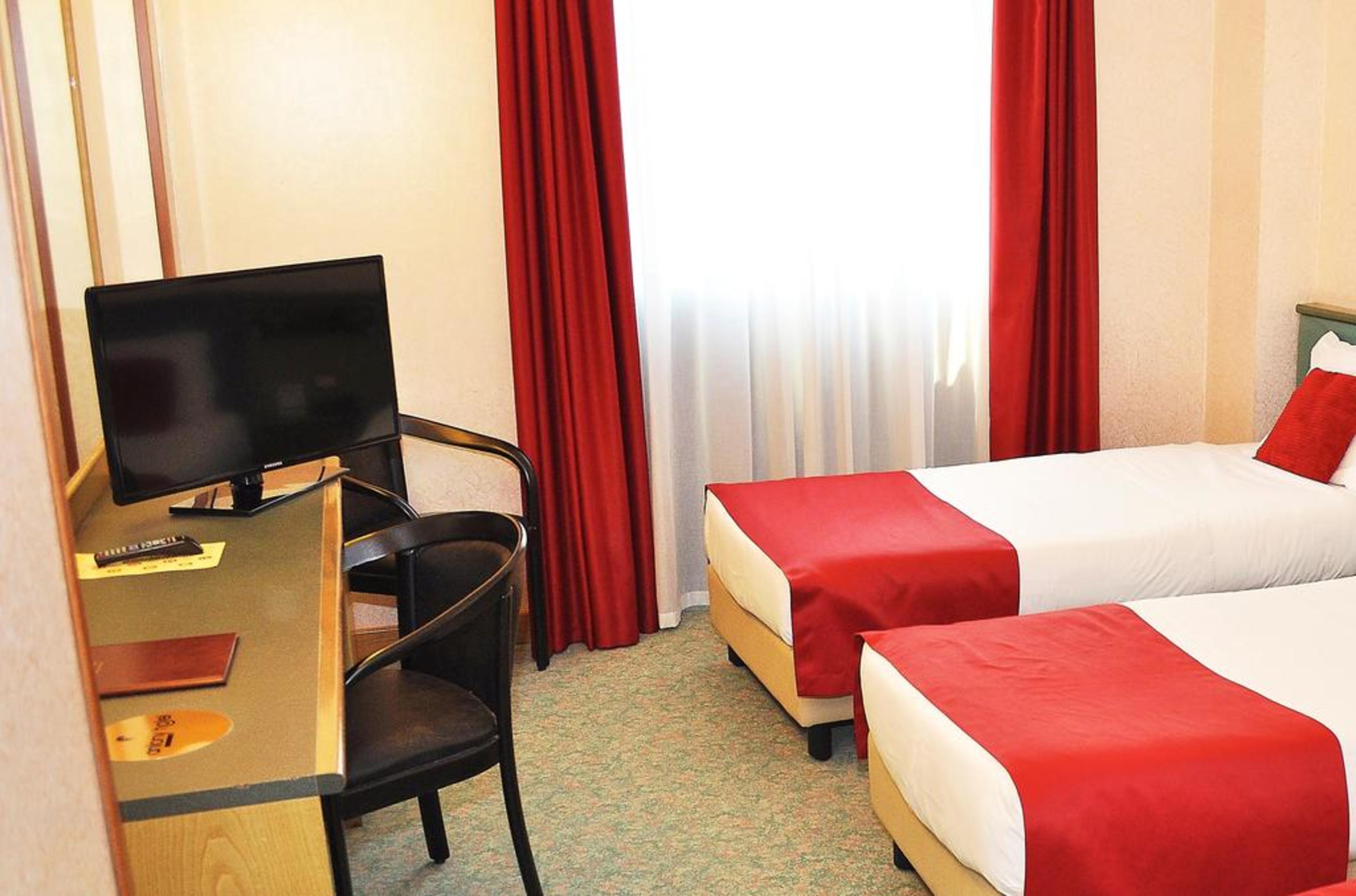 Double or Twin Economy