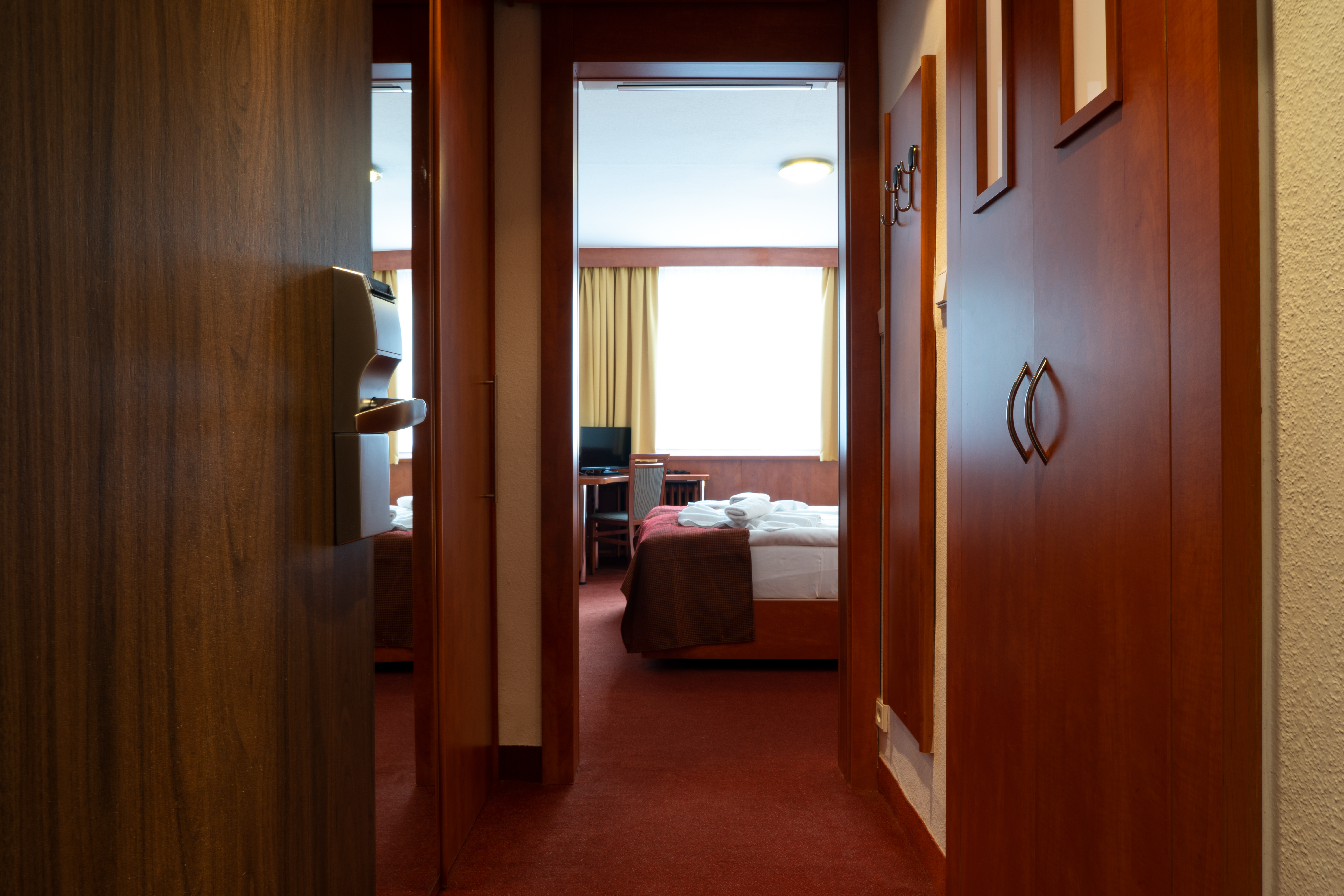 Double or Twin Standard