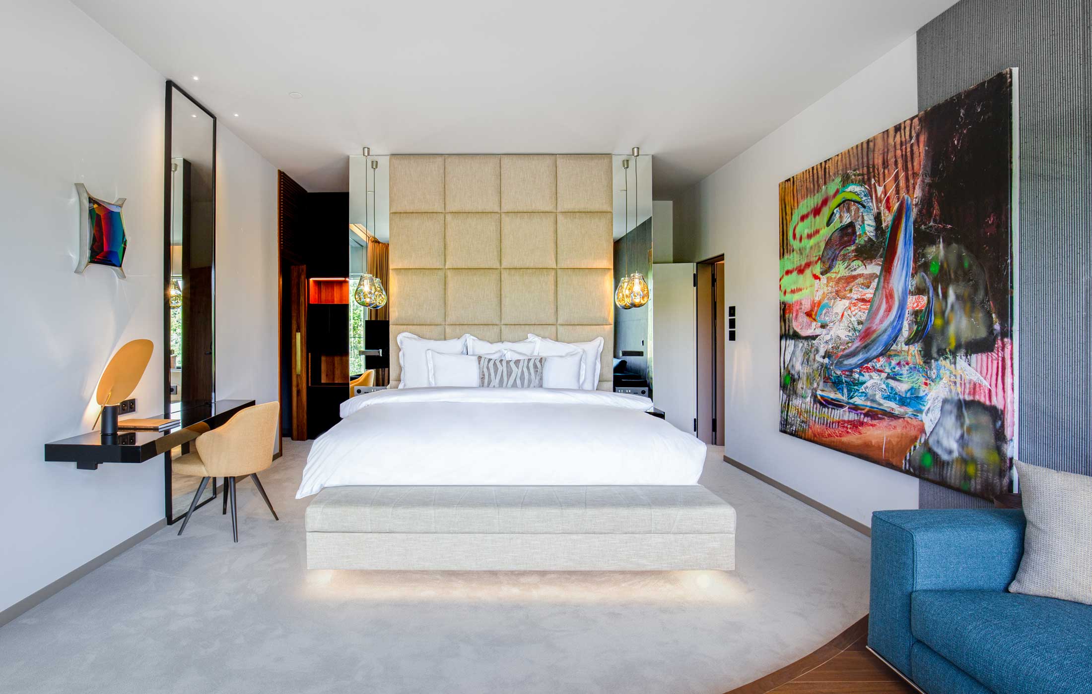 Suite Two Bedrooms with Kitchenette