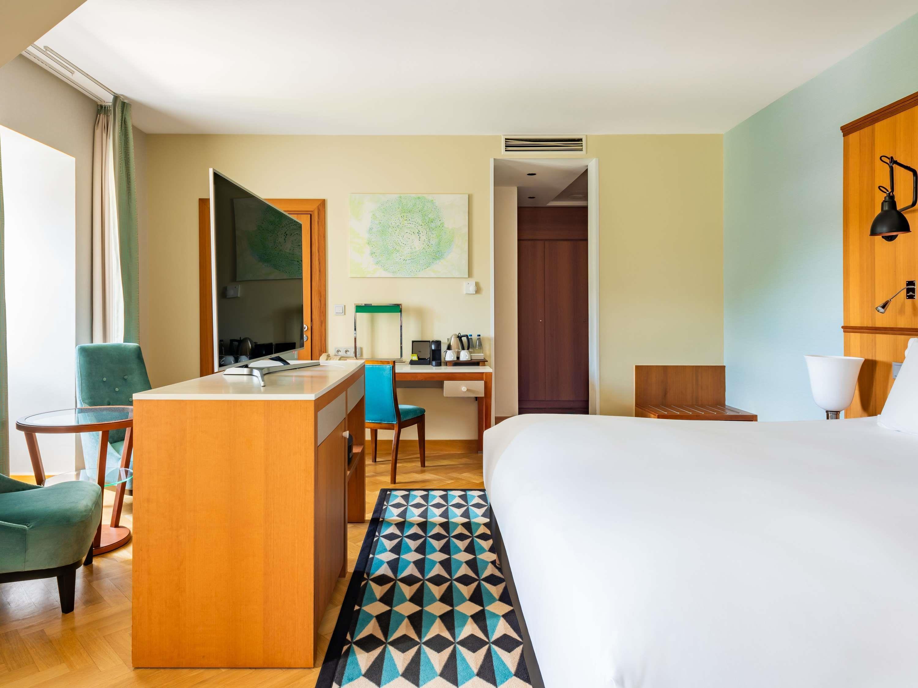 Junior Suite King Bed Non Smoking