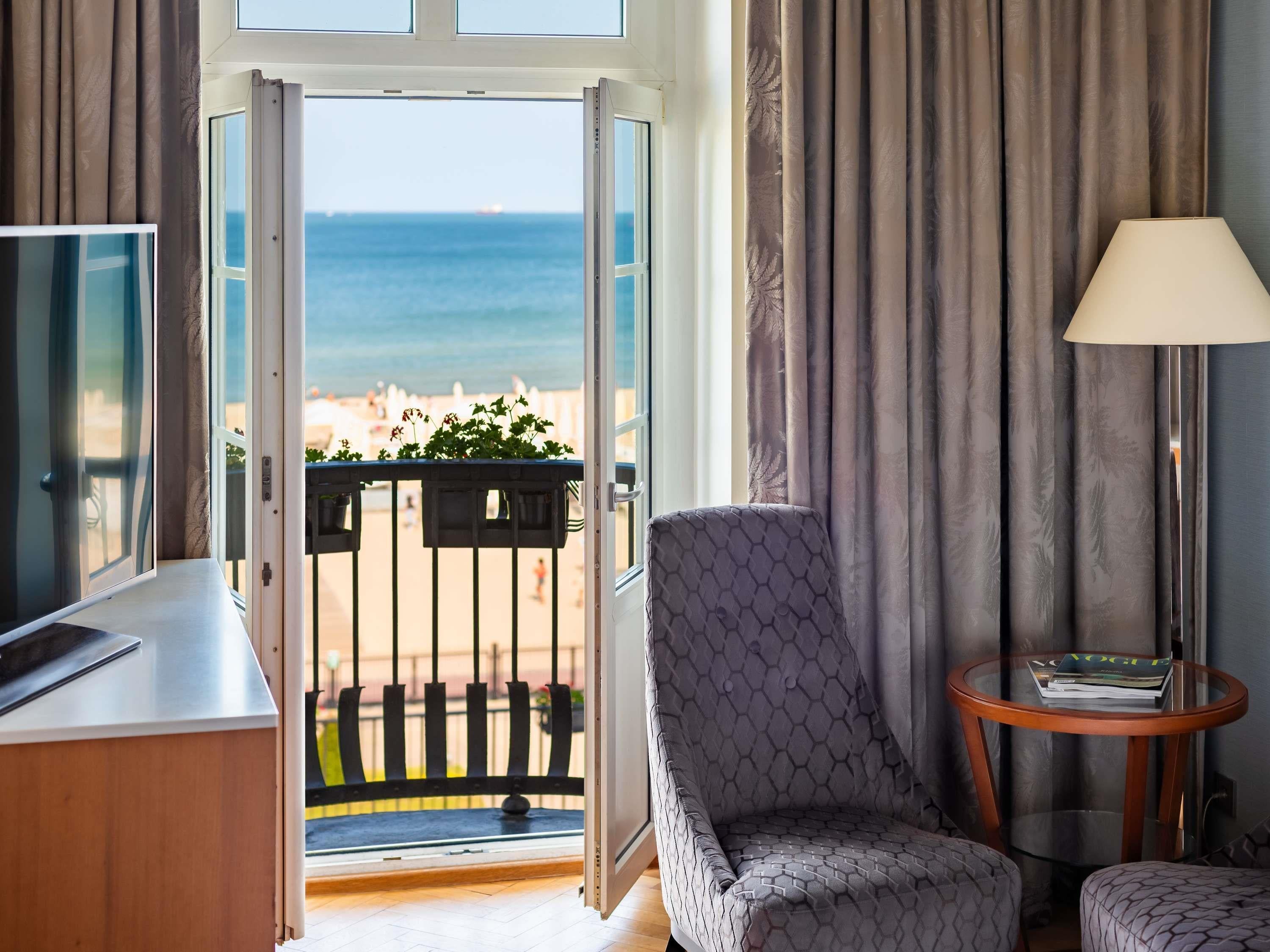 Twin Luxury Sea View