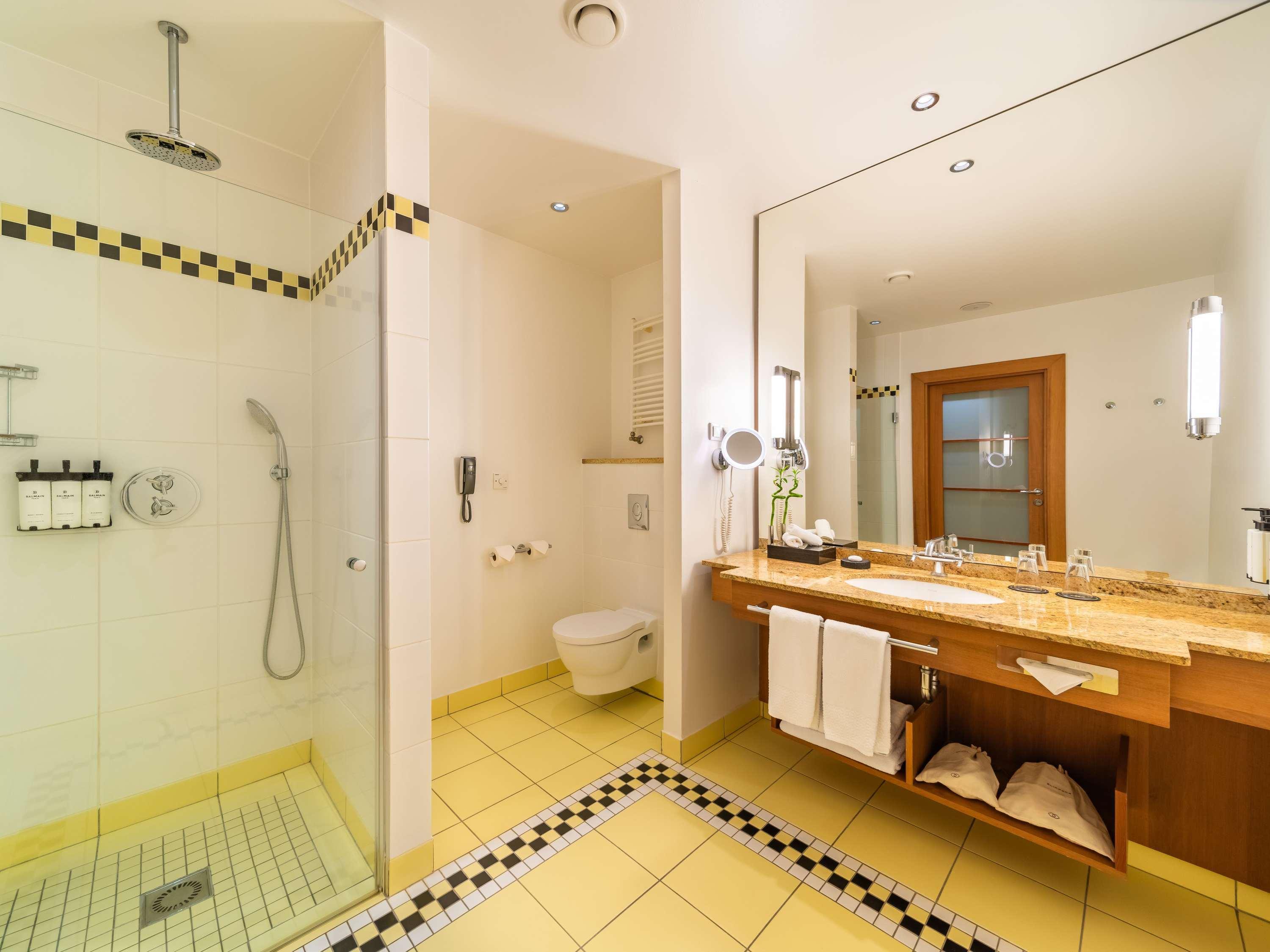 Junior Suite Side Sea View