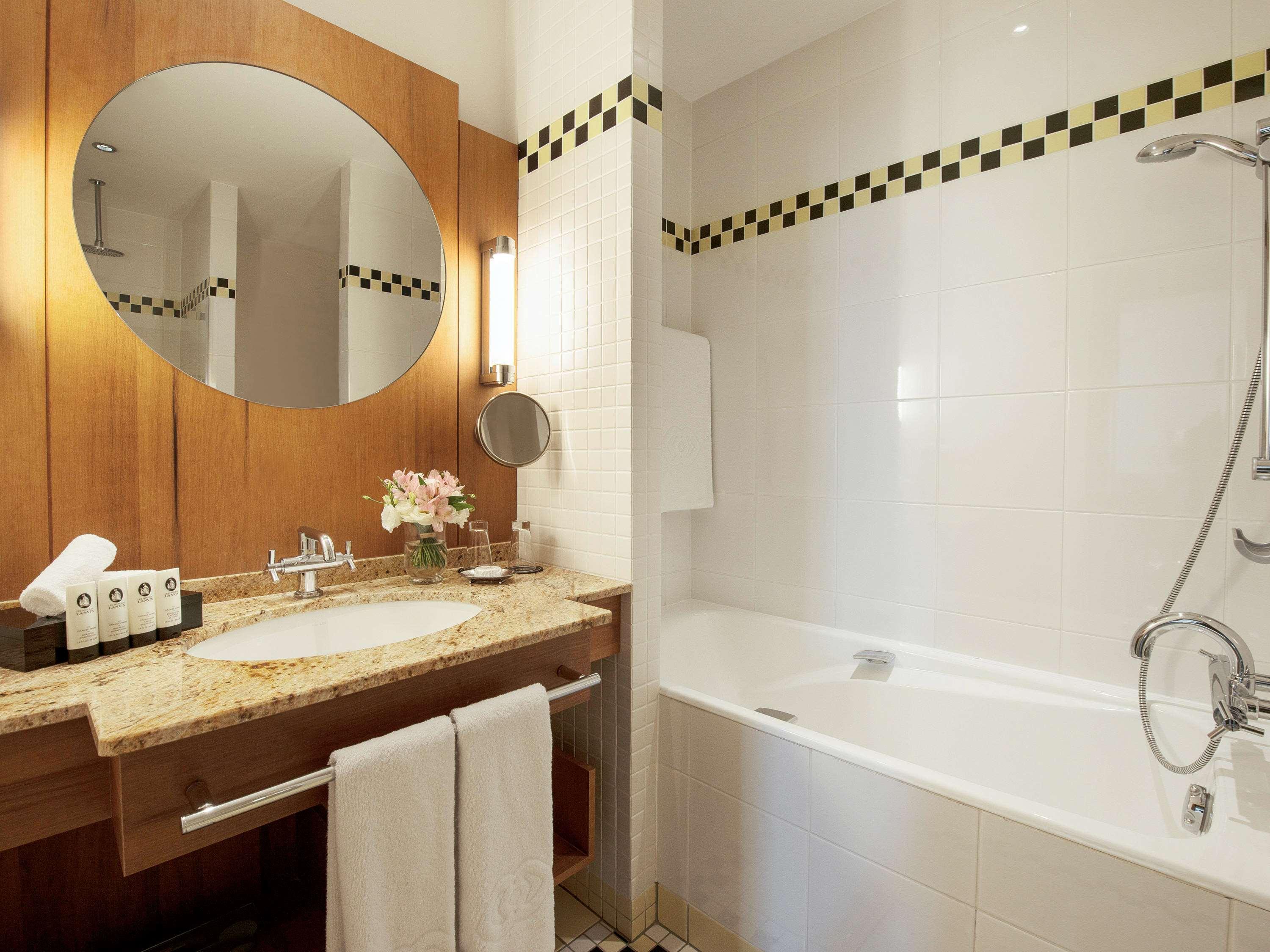 Junior Suite King Bed Non Smoking