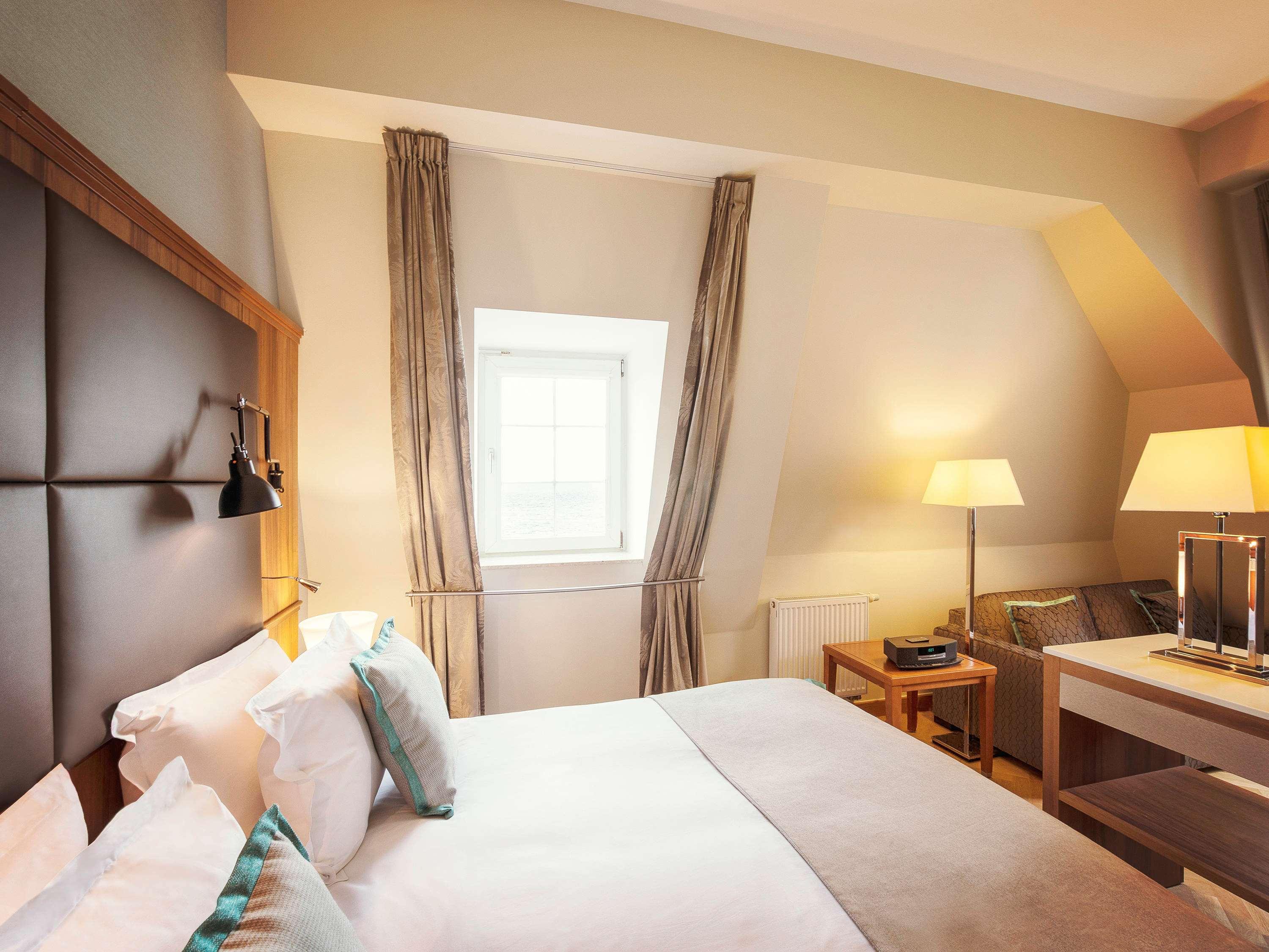 Junior Suite King Bed Non Smoking