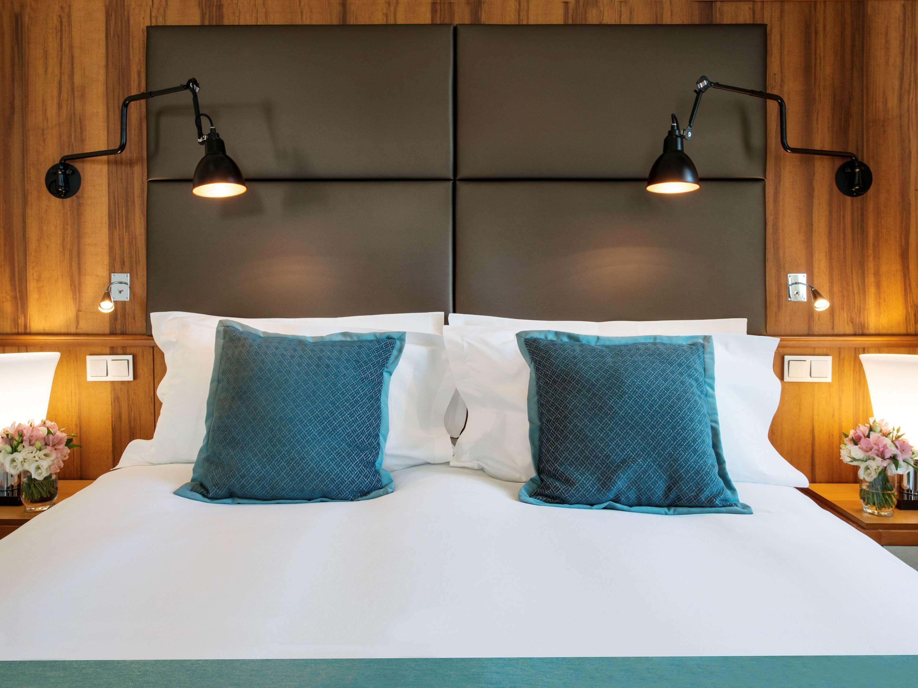 Junior Suite Side Sea View with Balcony