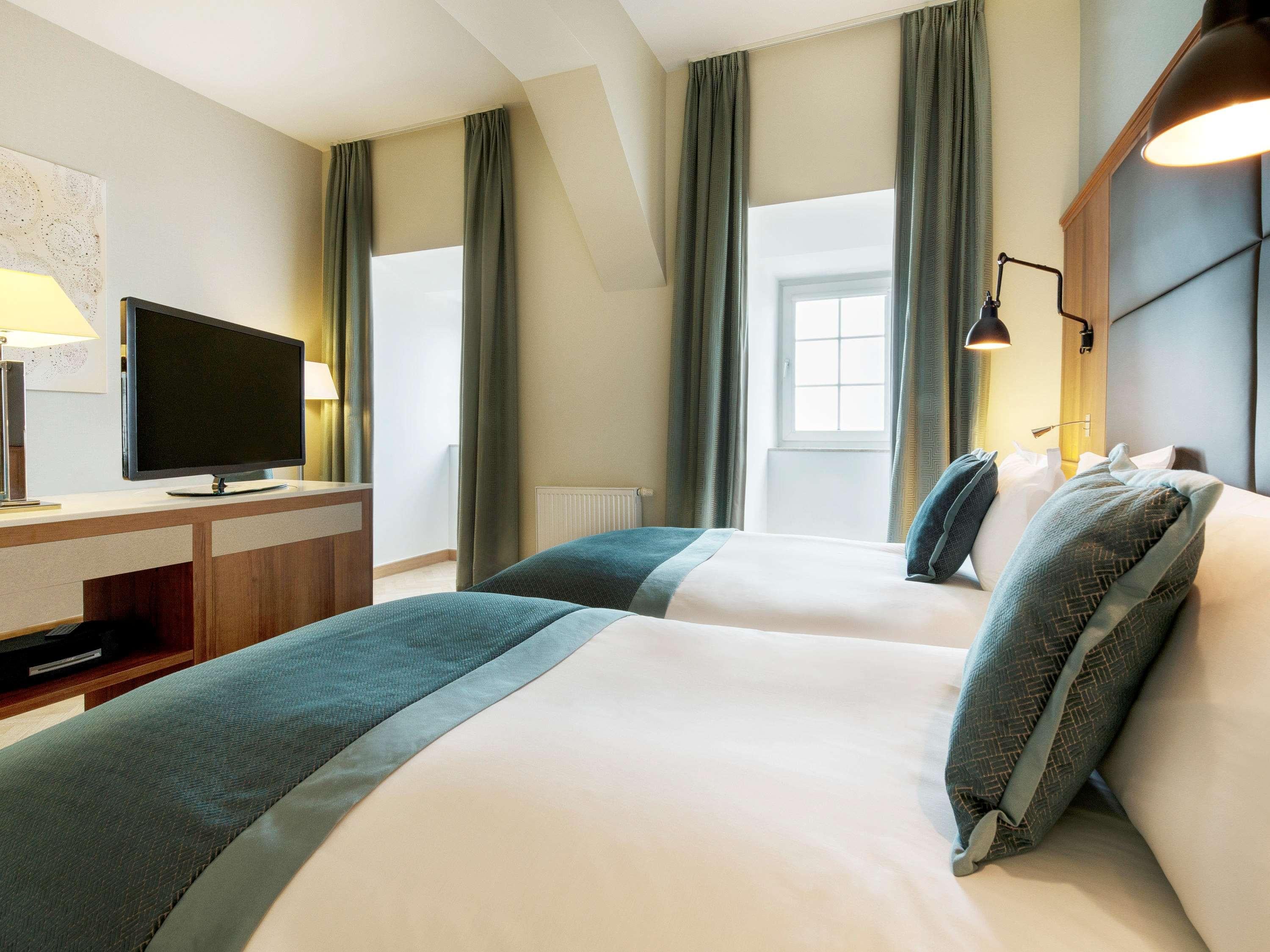 Twin Luxury Sea View