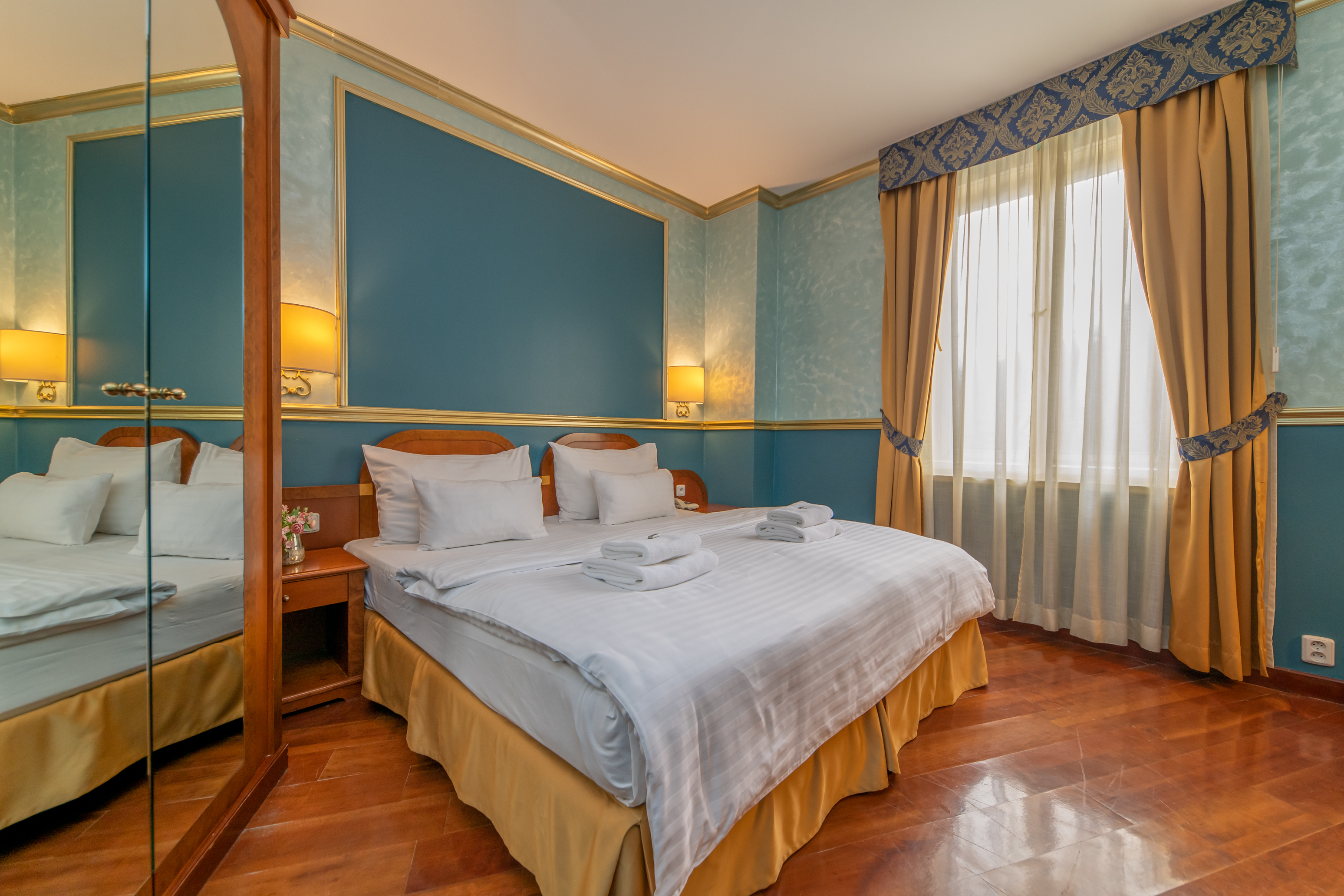 Family Room Superior