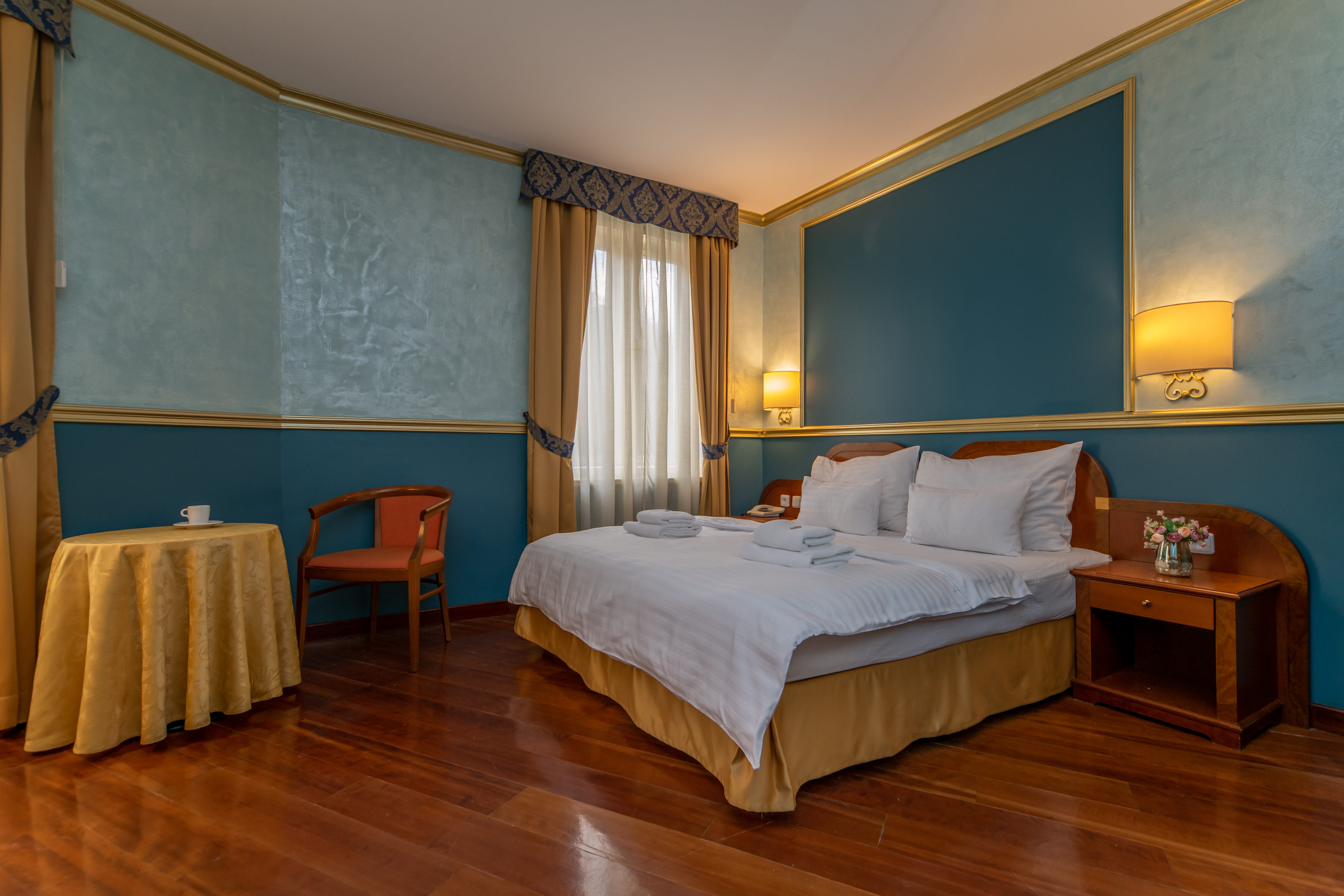 Family Room Superior