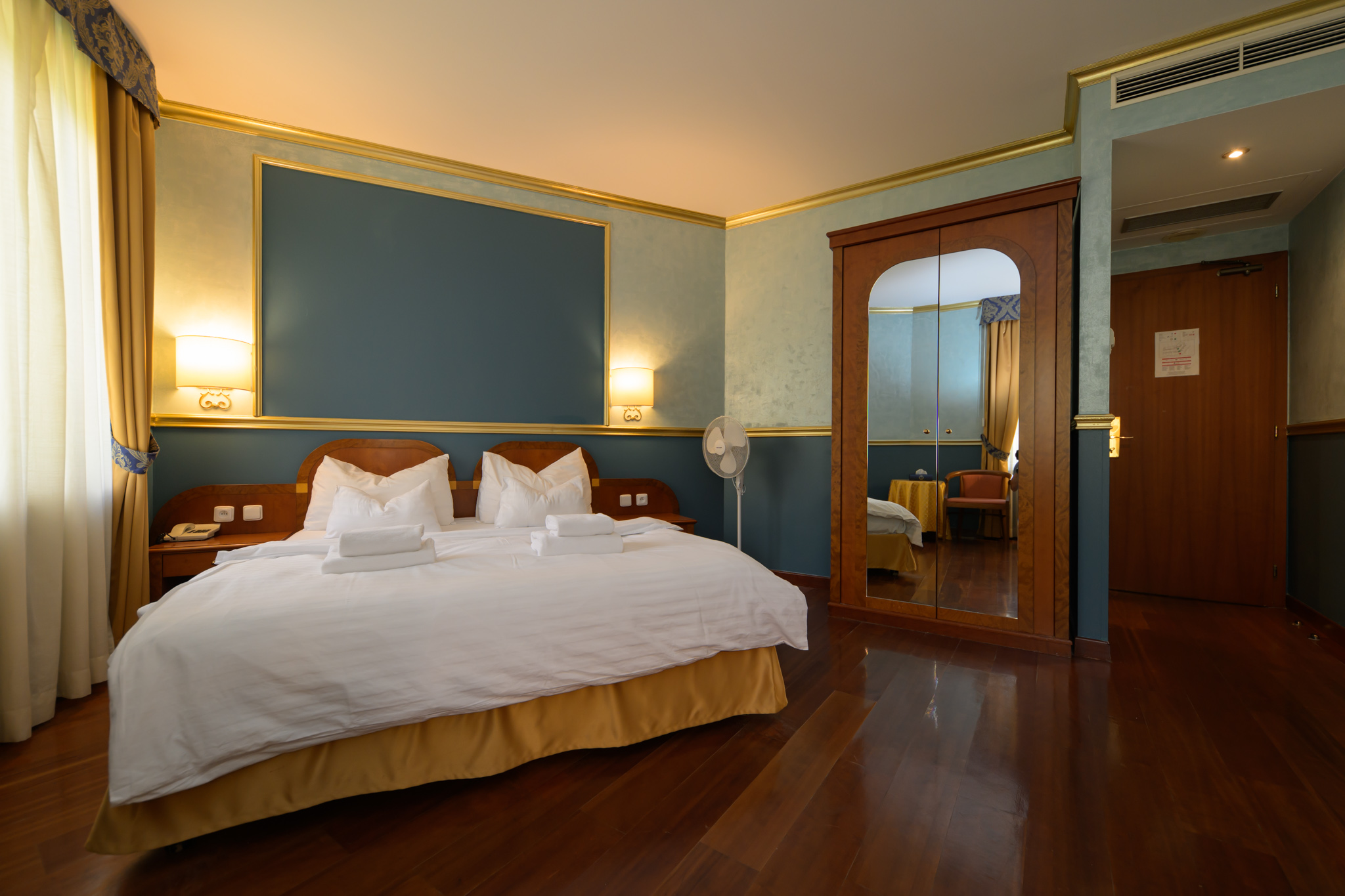 Family Room Superior