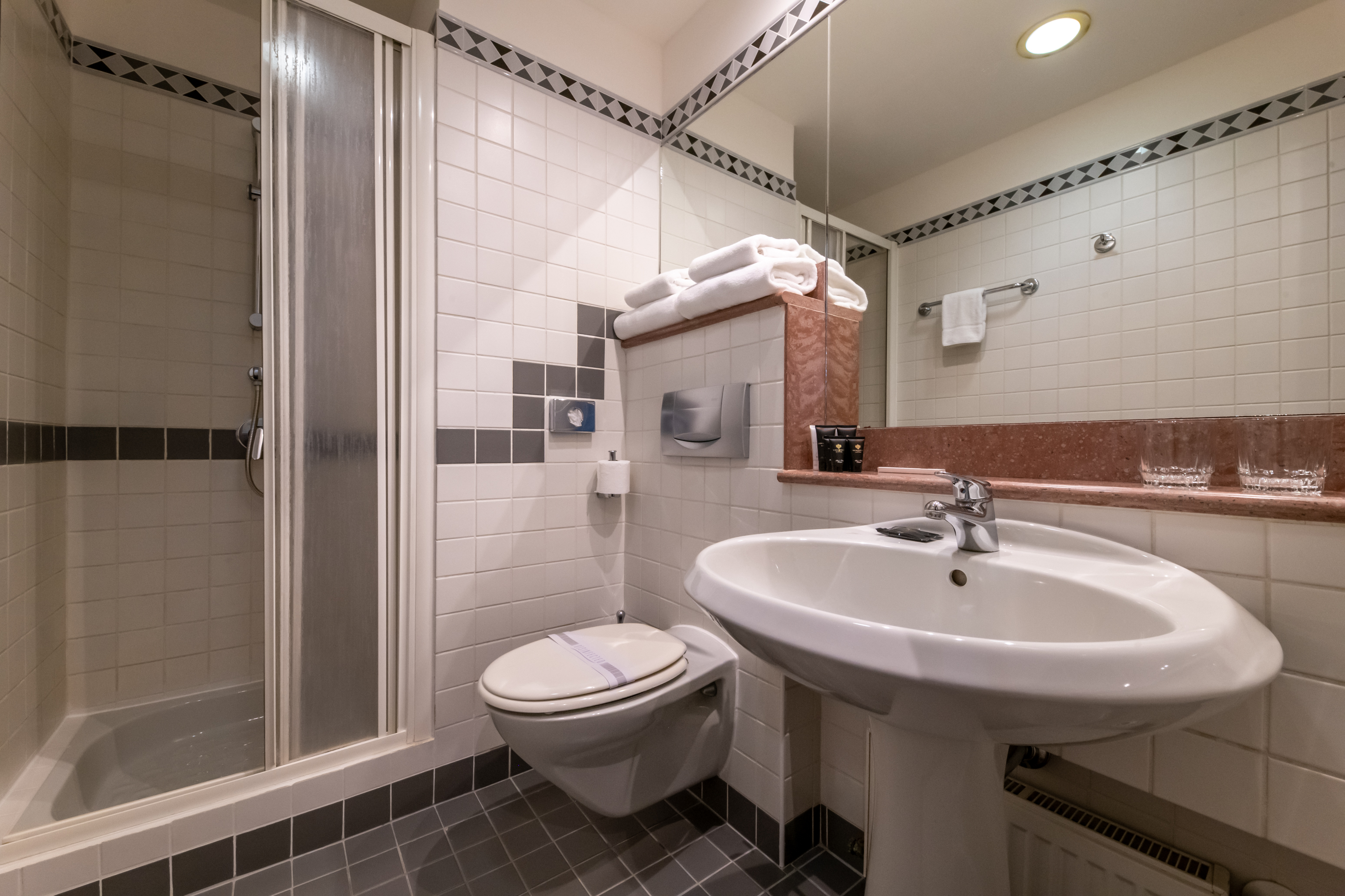 Double or Twin Economy