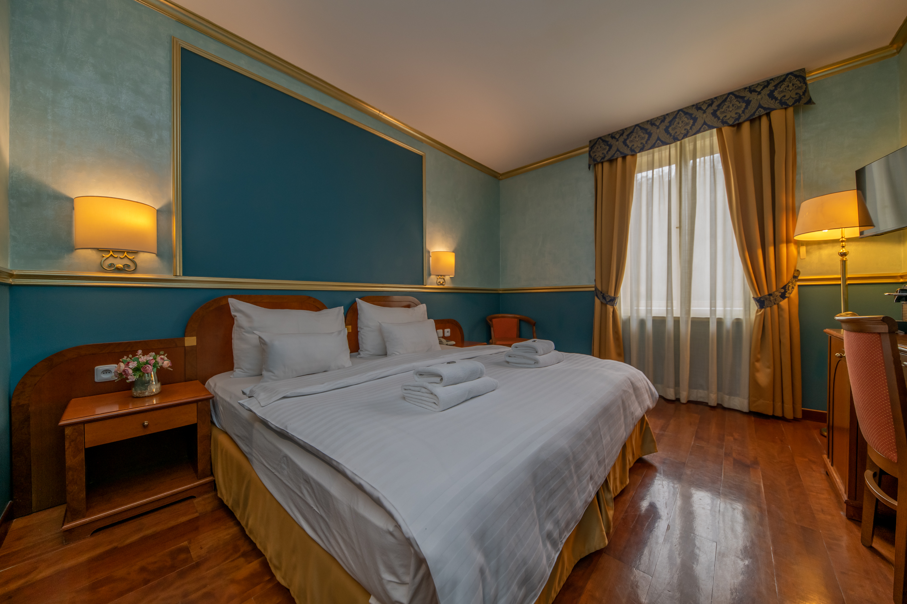 Double or Twin Economy Premium