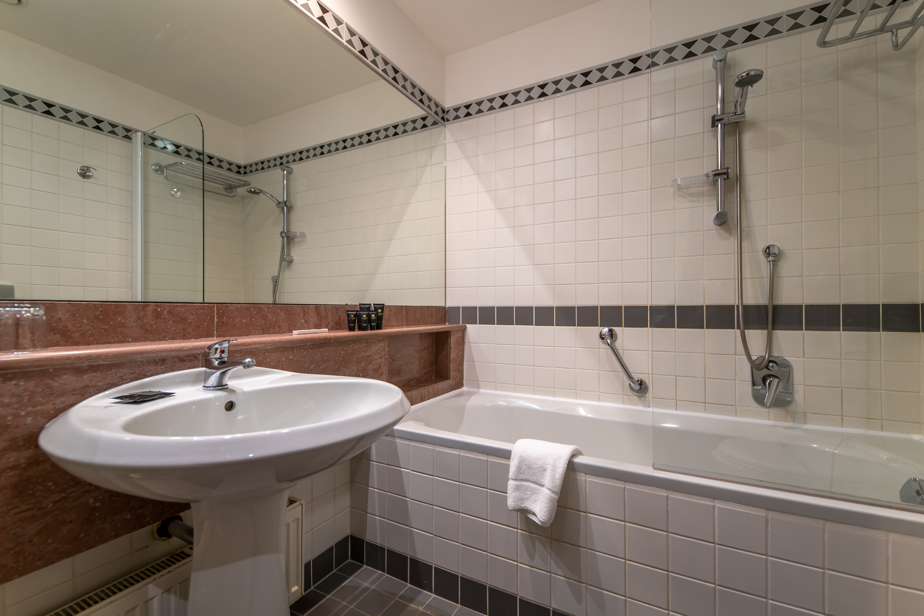 Double or Twin Economy Premium