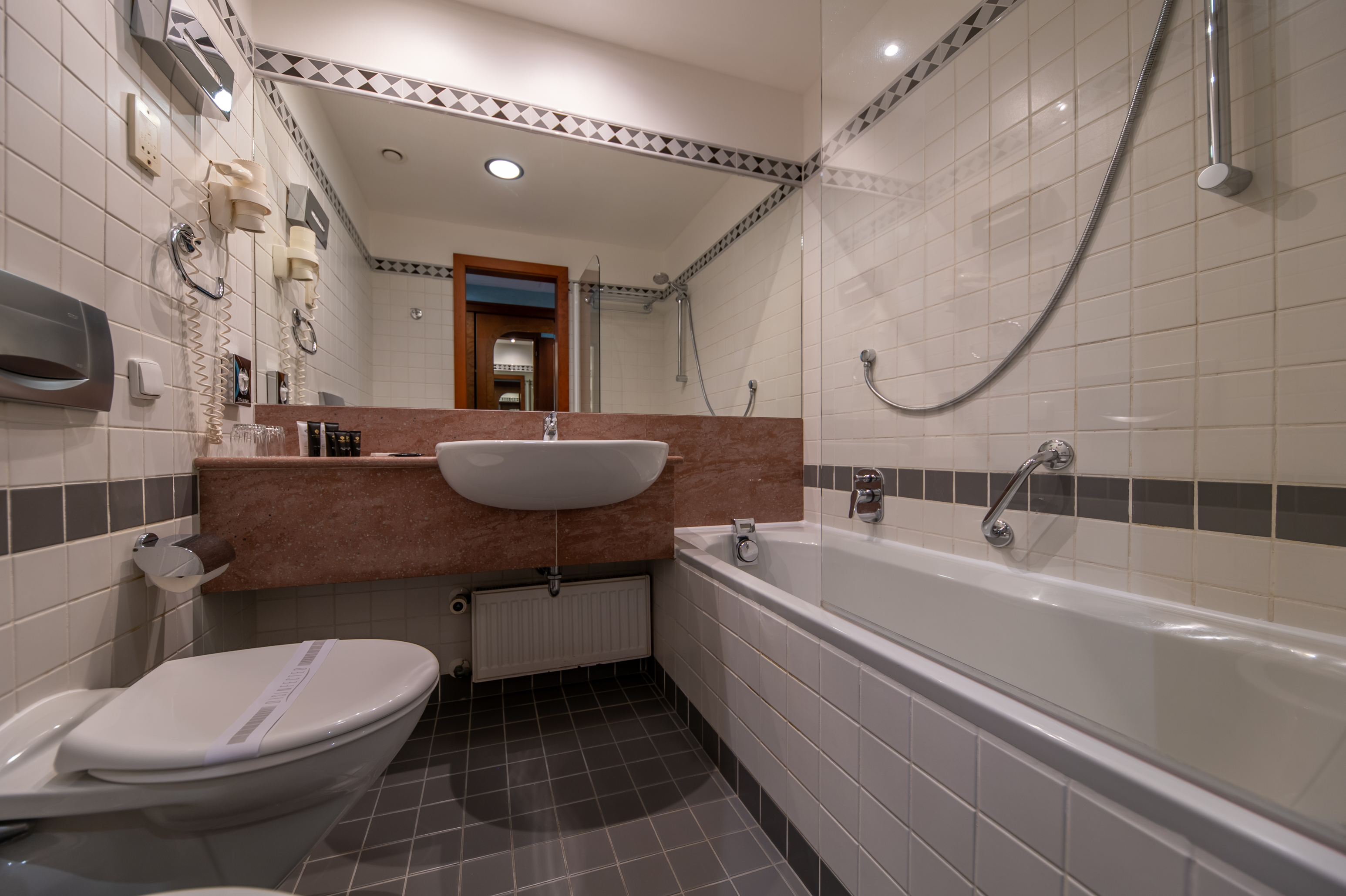 Double or Twin Economy Premium