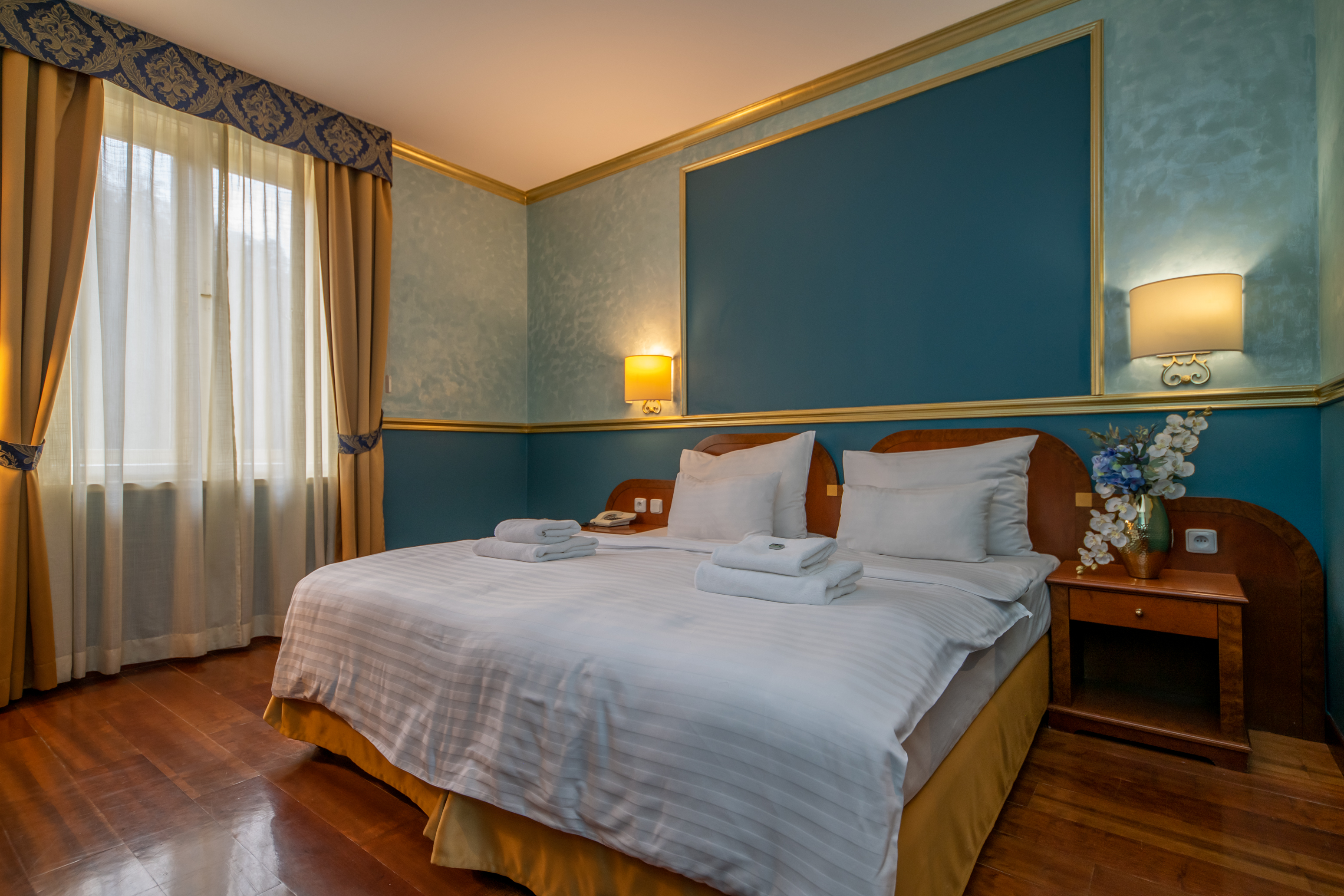 Double or Twin Economy Premium