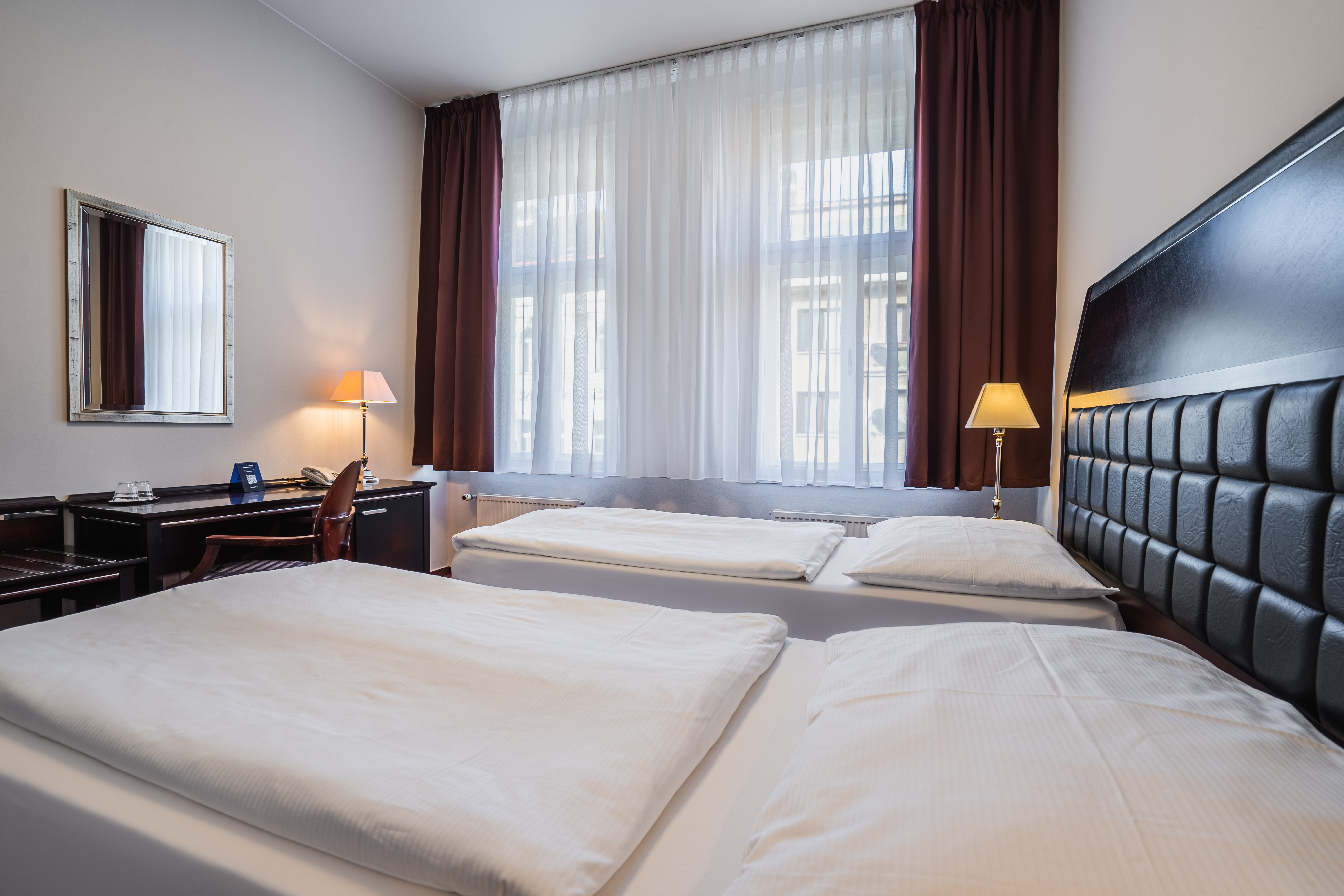 Double or Twin Standard