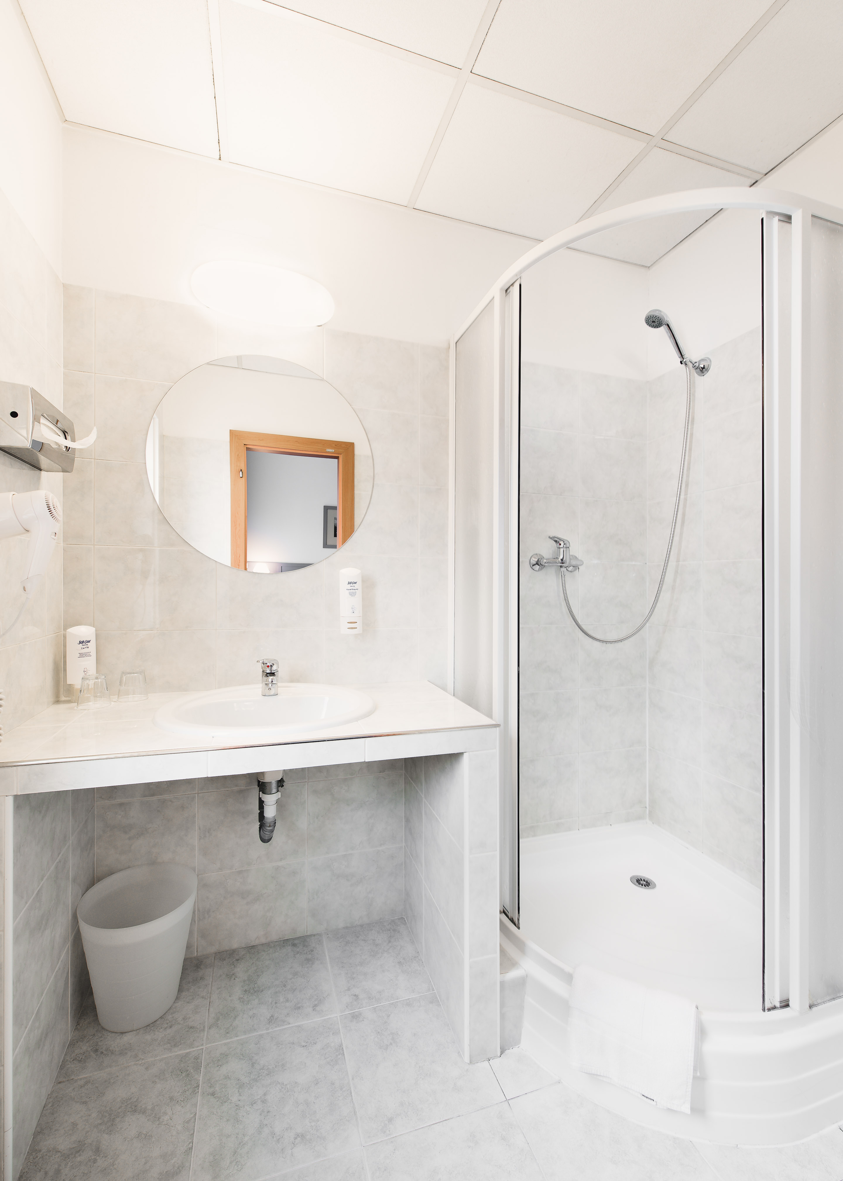 Double or Twin Standard