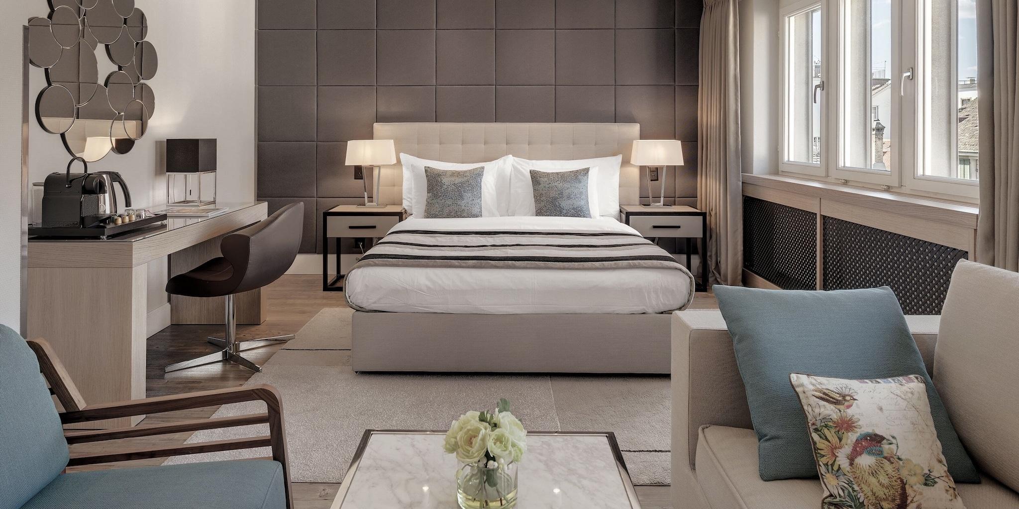 Family Room King Size Bed