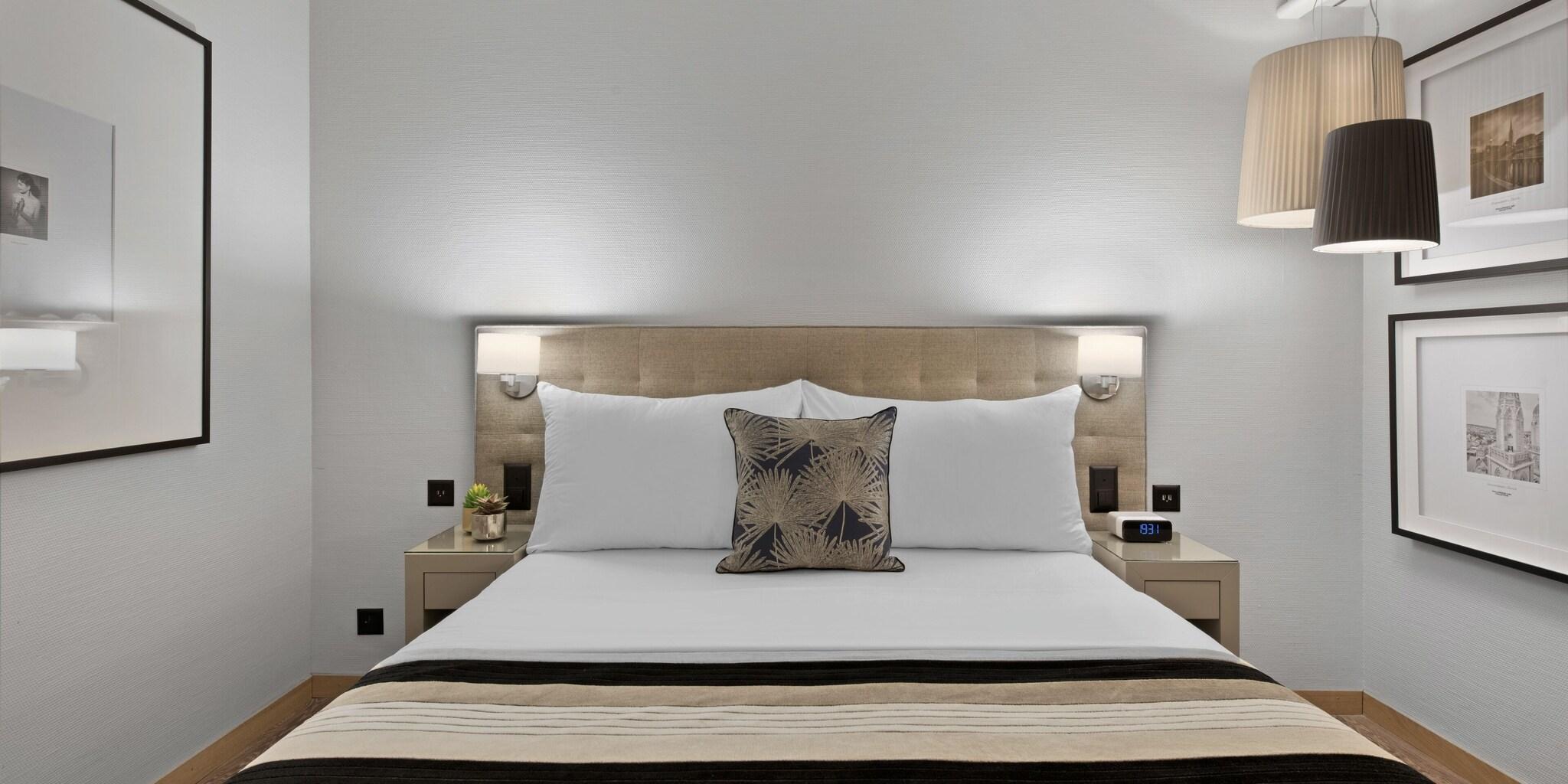 Double Queen Size Bed