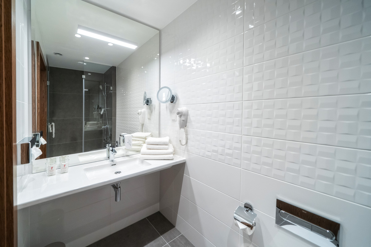 Double Single Premium