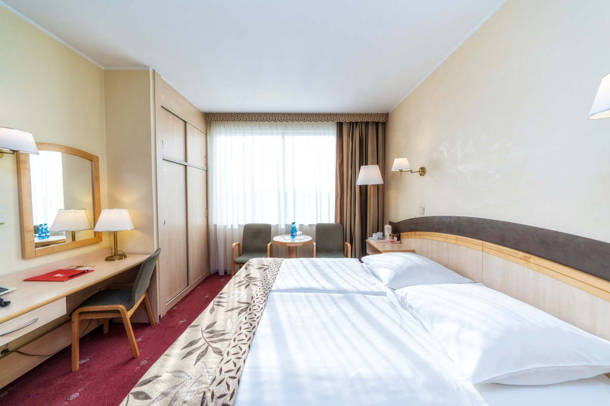 Double Single River View