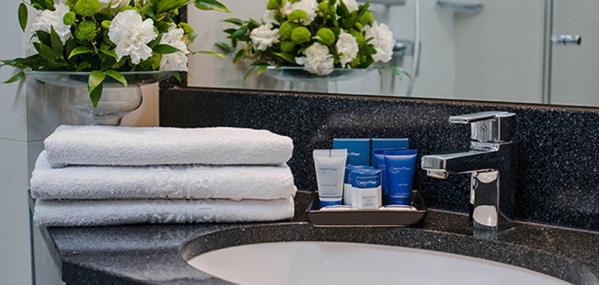 Apartment King Size Bed