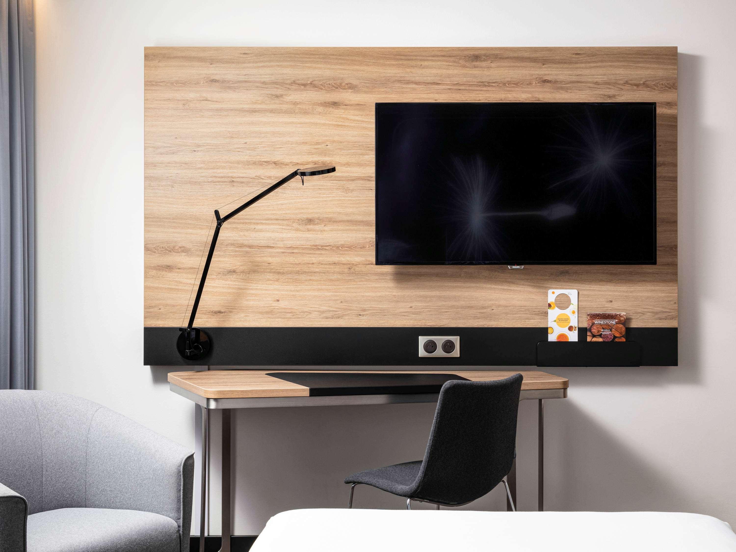 Double Superior Queen Bed