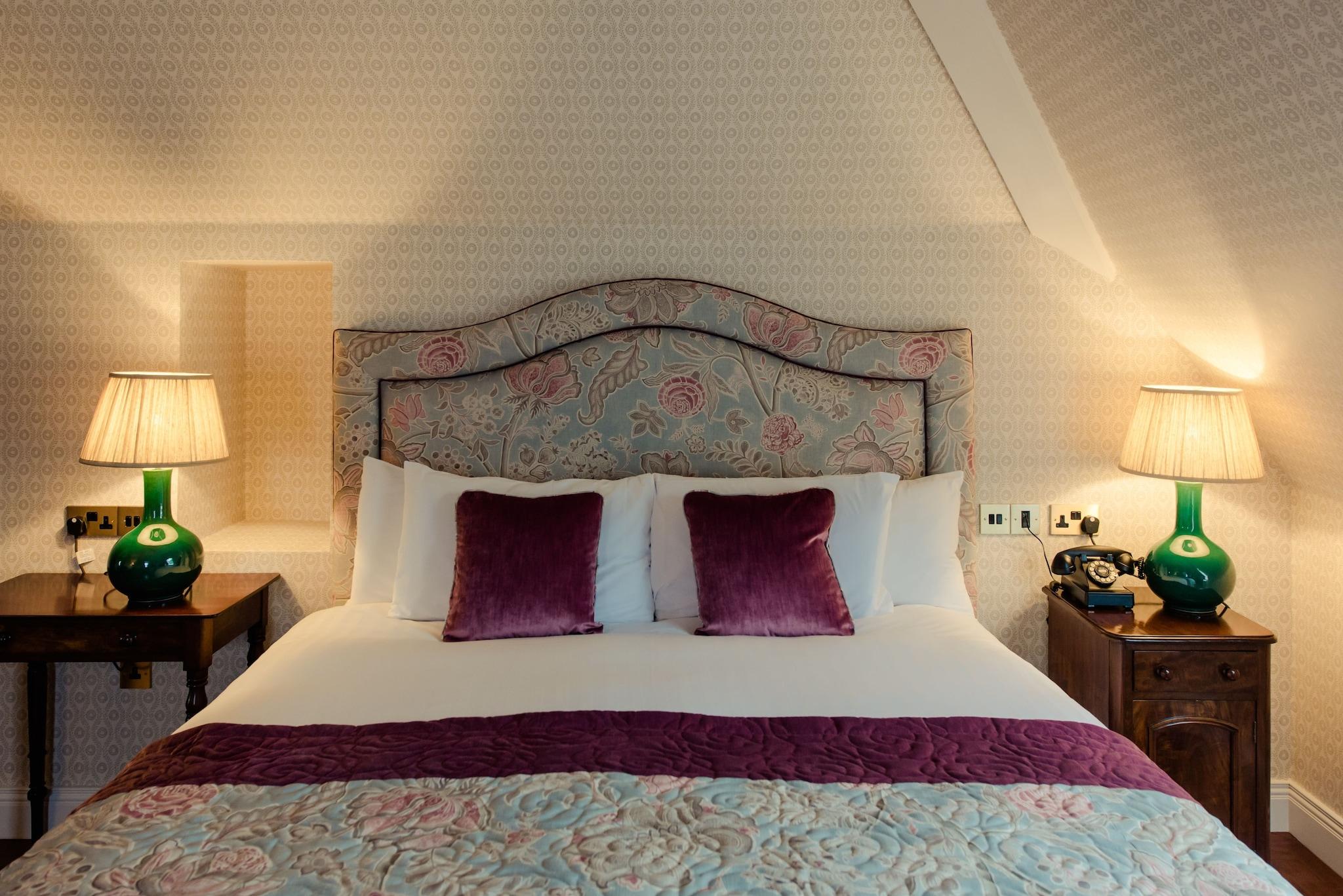 Double Superior King Bed