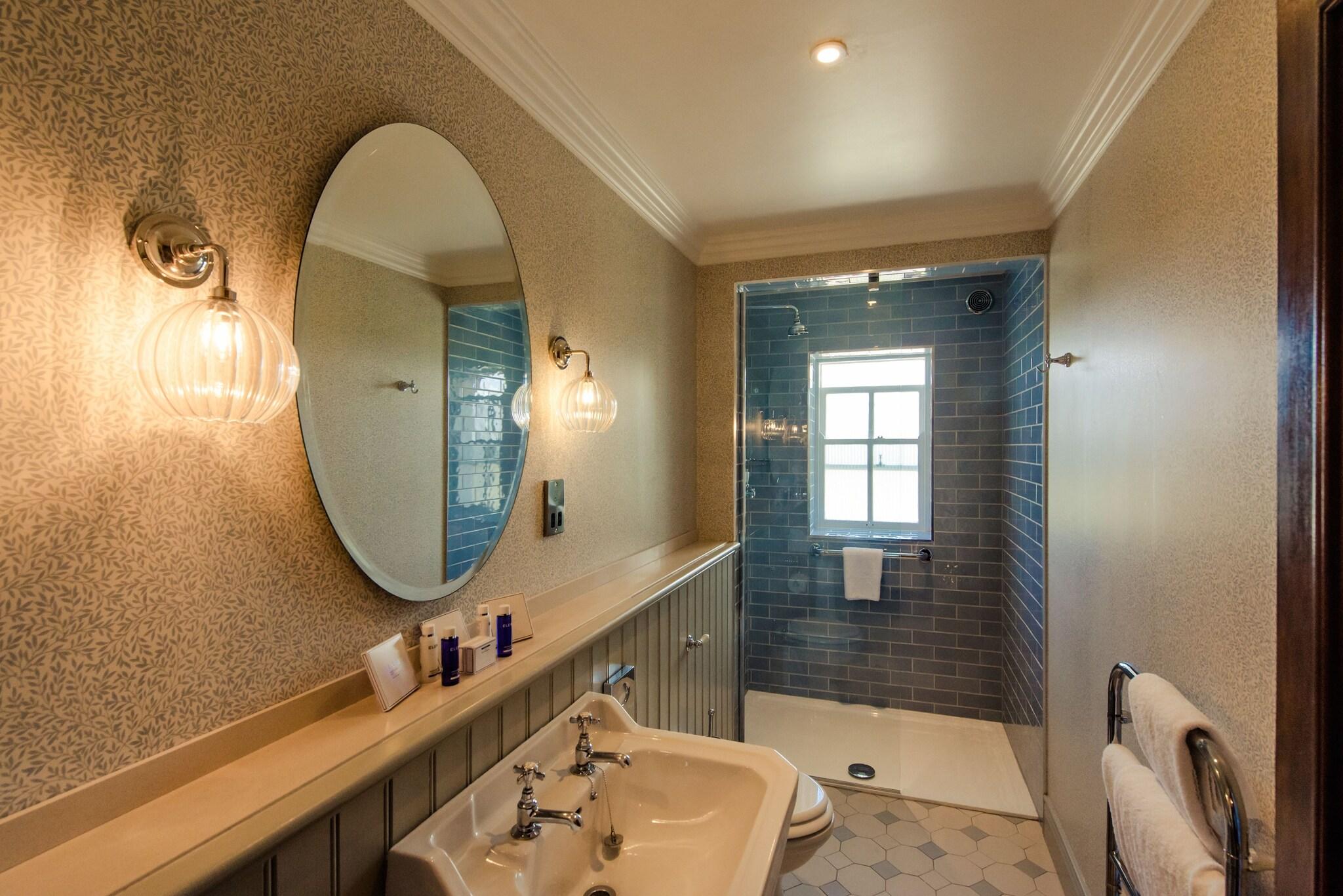 Double Superior King Bed