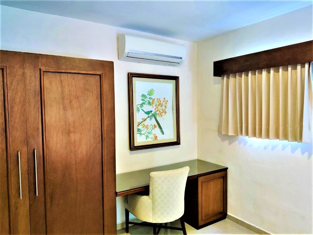 Double Deluxe King Bed