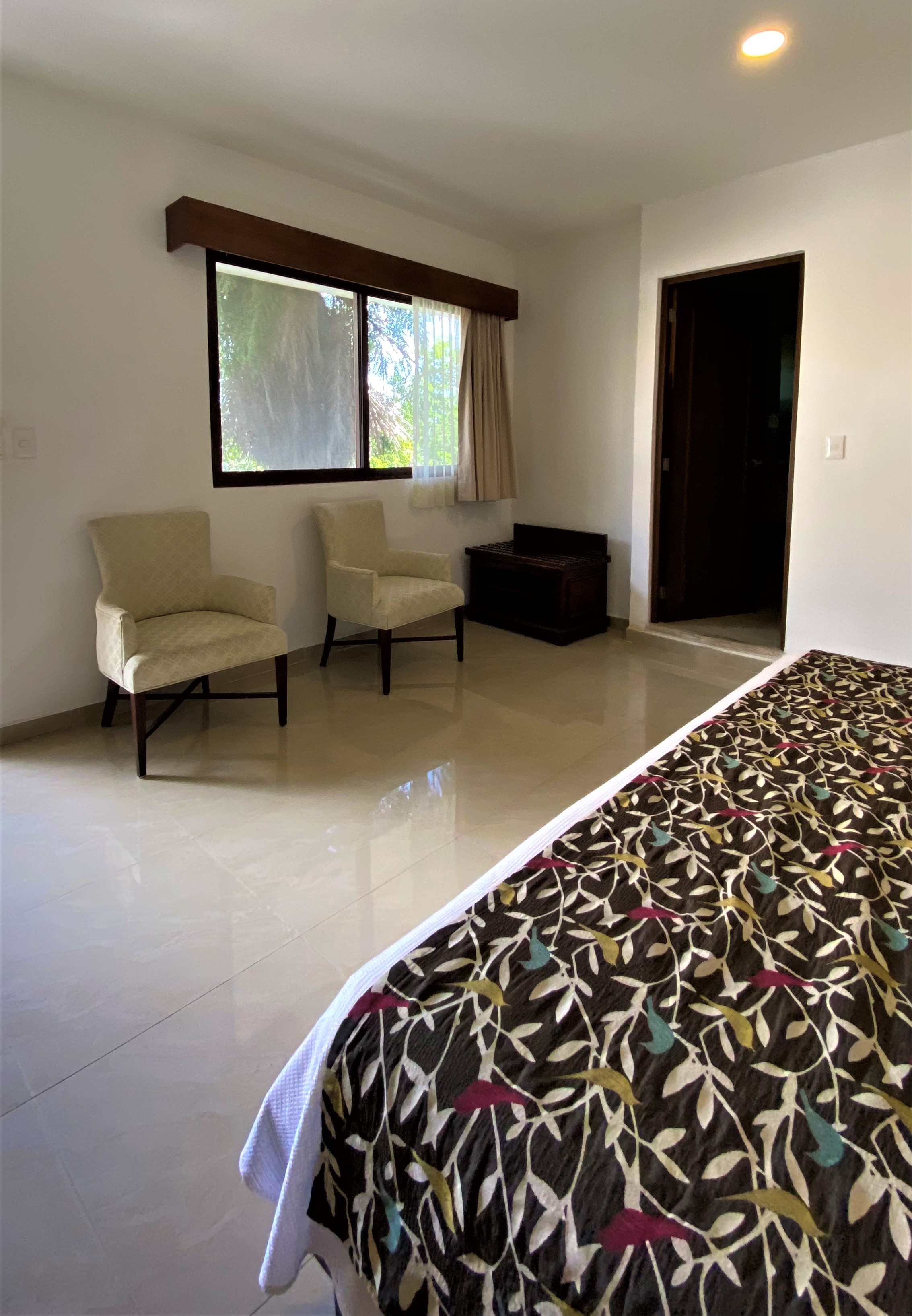 Double Deluxe King Bed