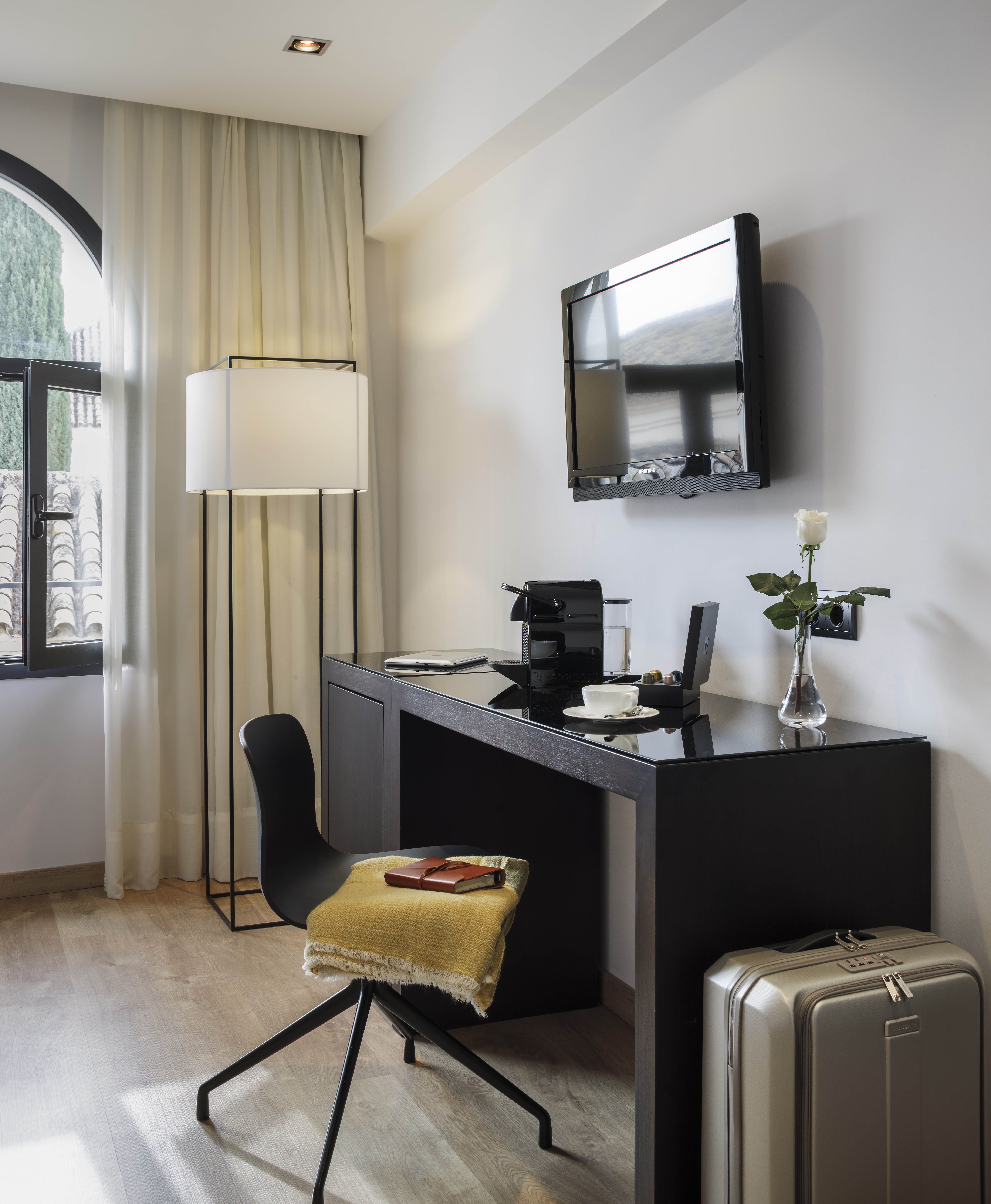 Double or Twin Standard