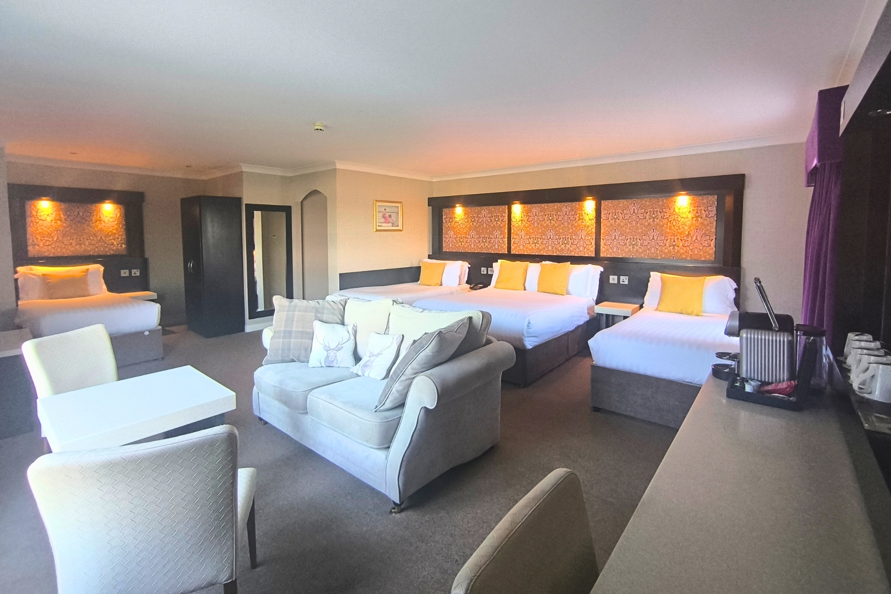 Junior Suite Capacity 5