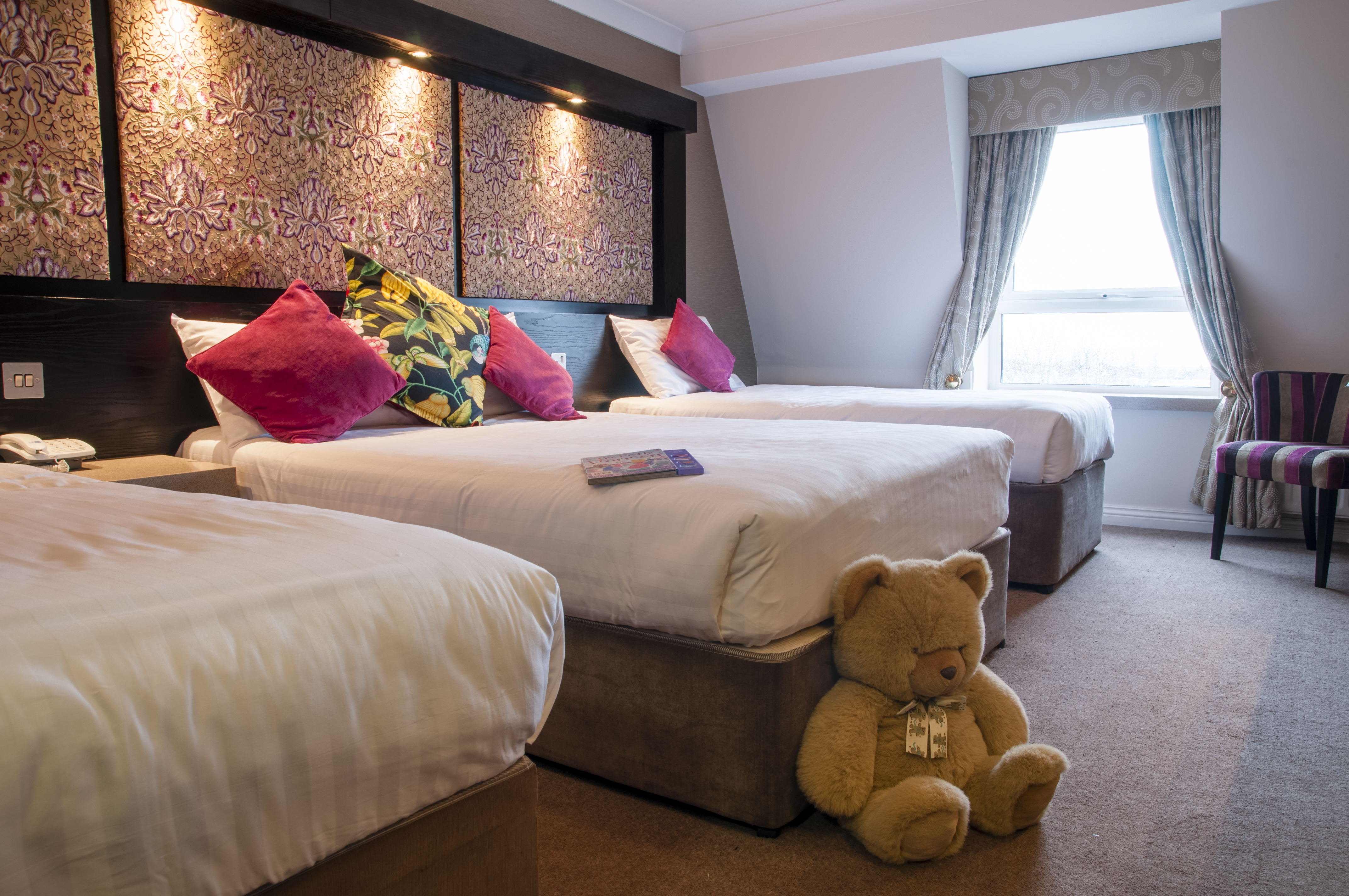 Family Room Capacity 5