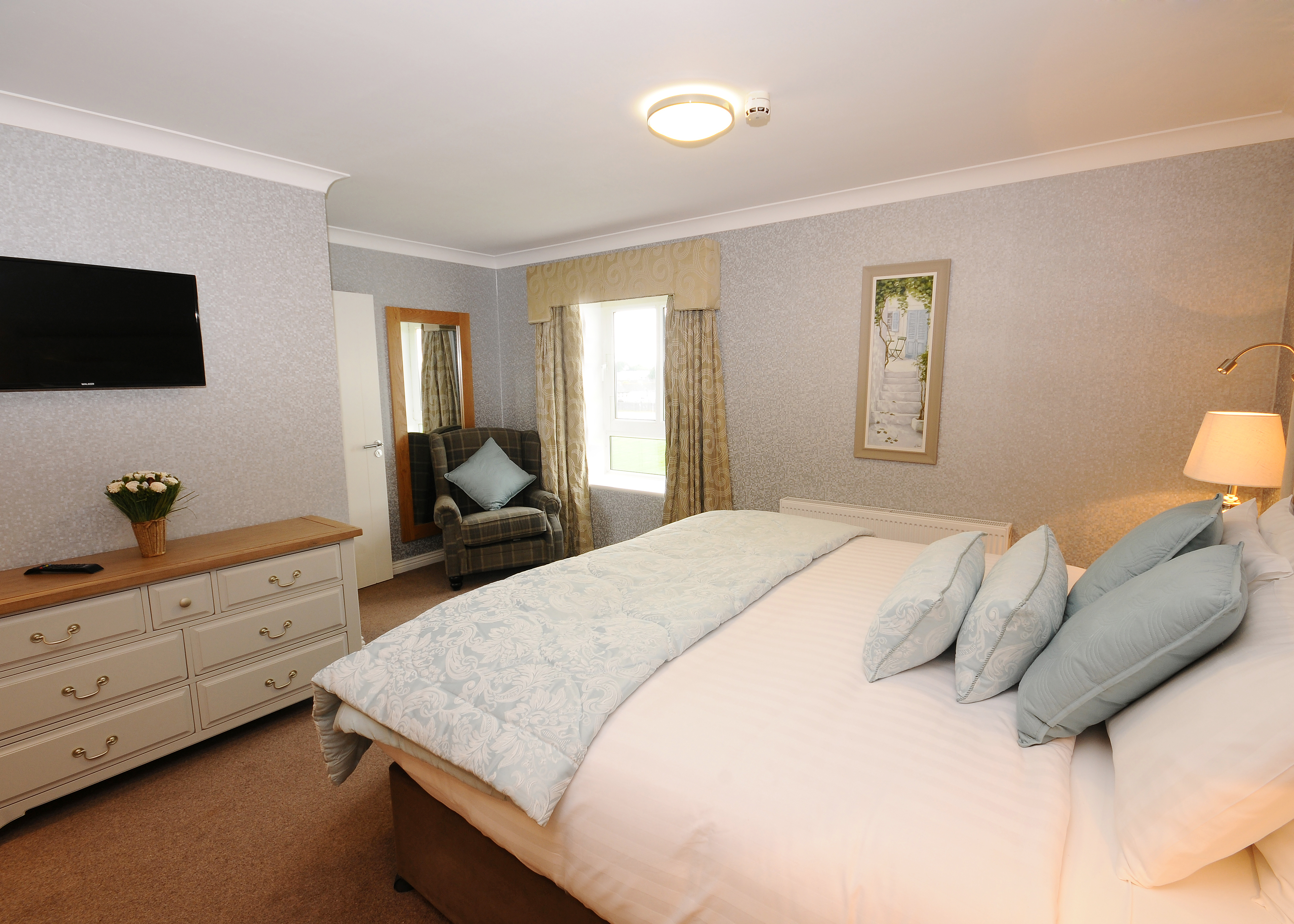 Suite One Bedroom with Kitchenette