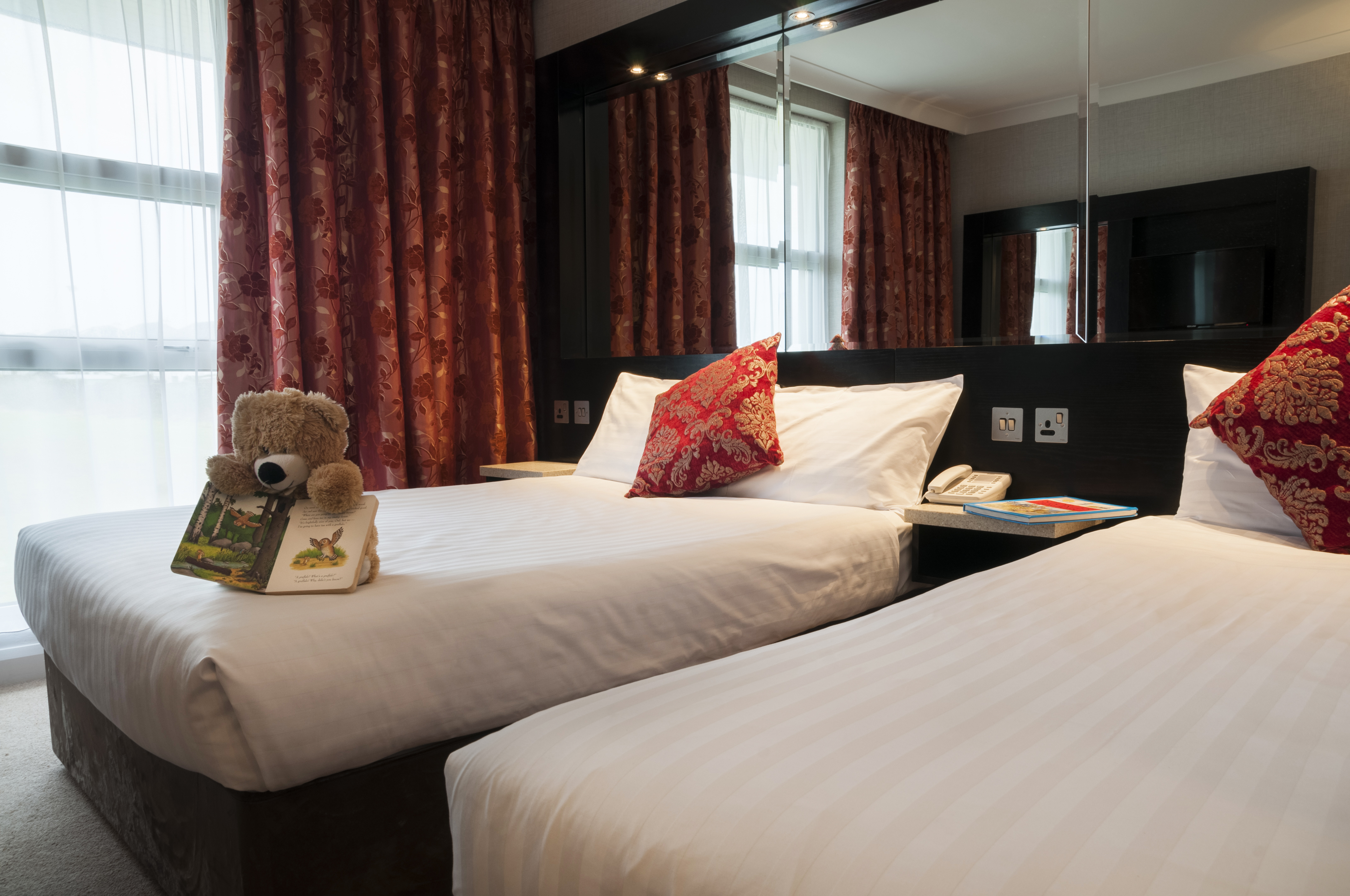 Family Room Capacity 3