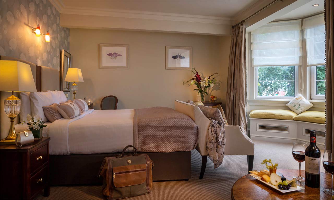 Double King Size Bed