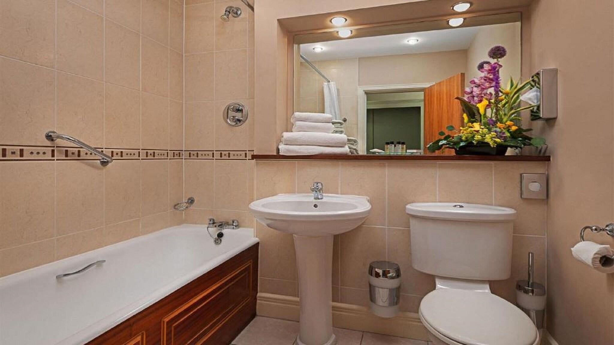 Double or Twin Two Double Beds