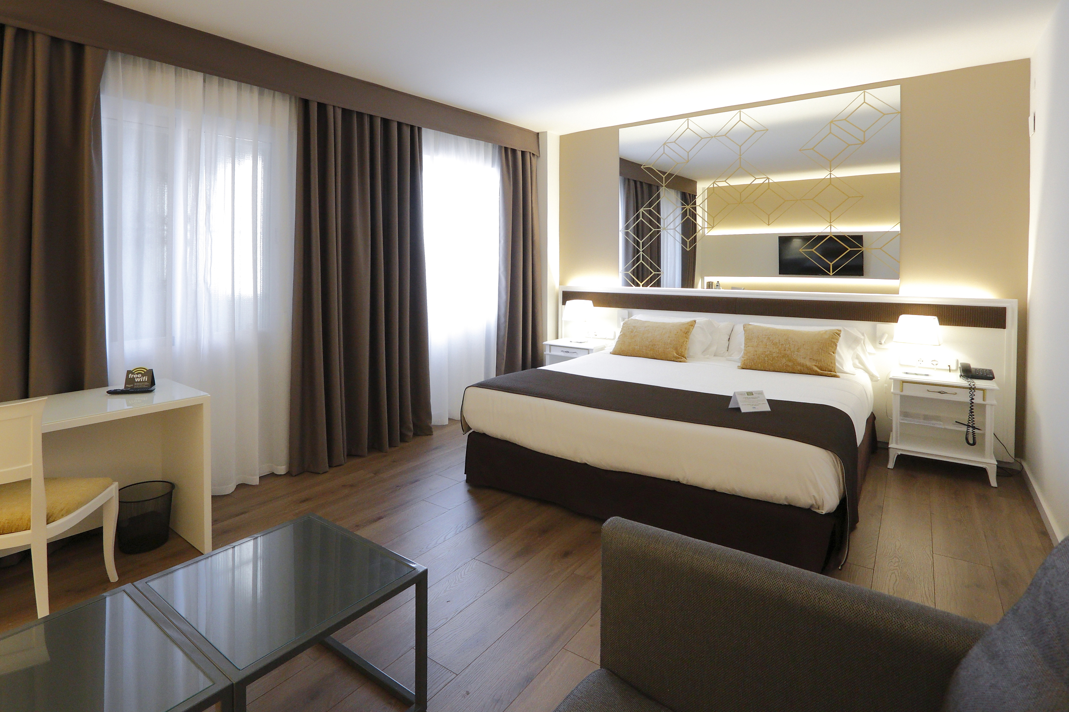 Double or Twin Superior