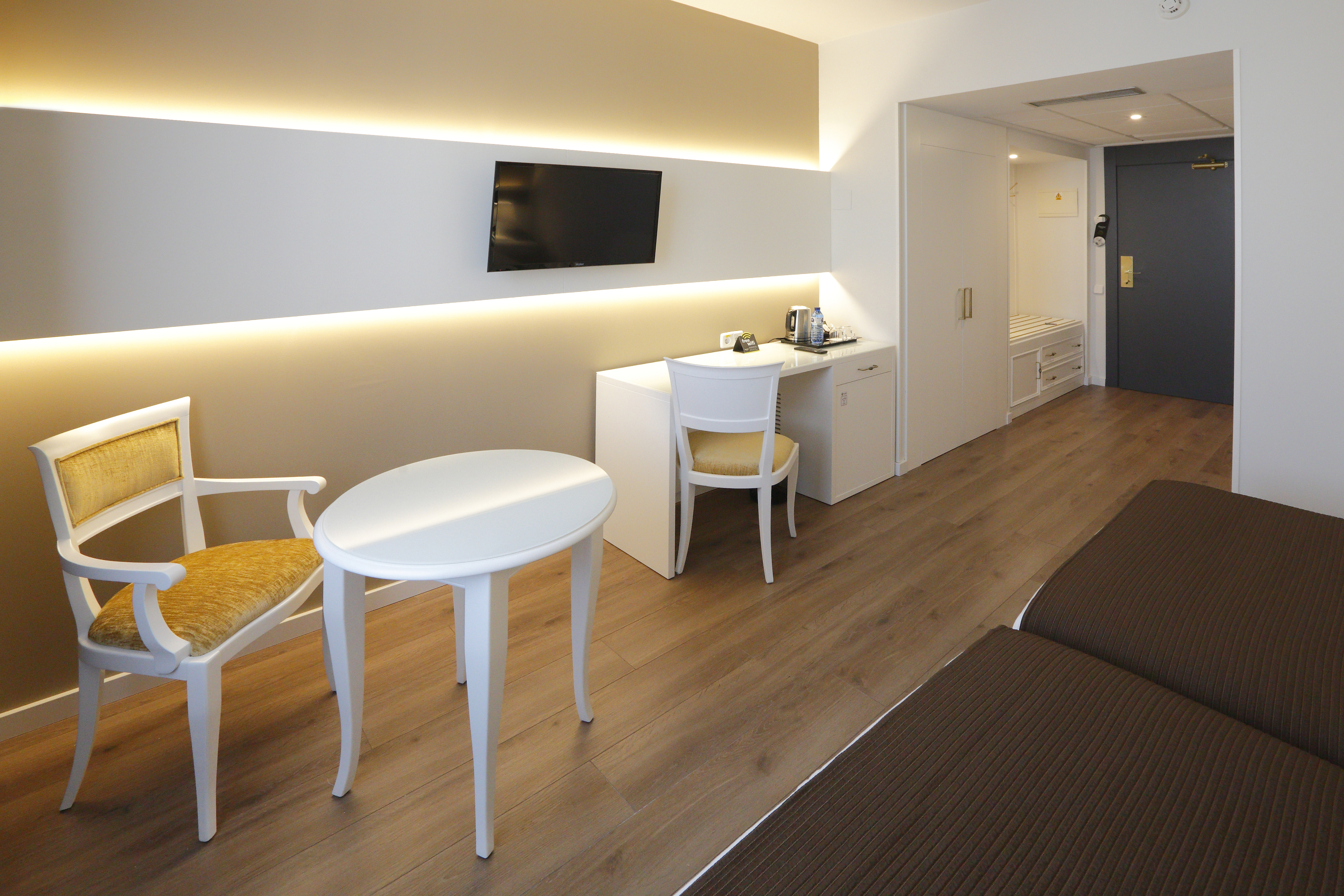 Double or Twin Standard