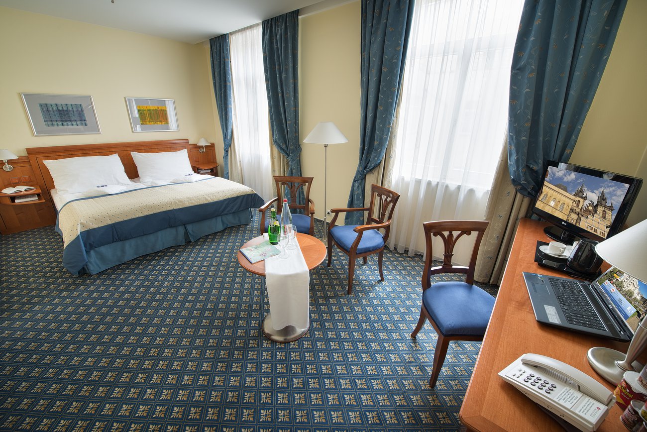 Double Executive King Bed