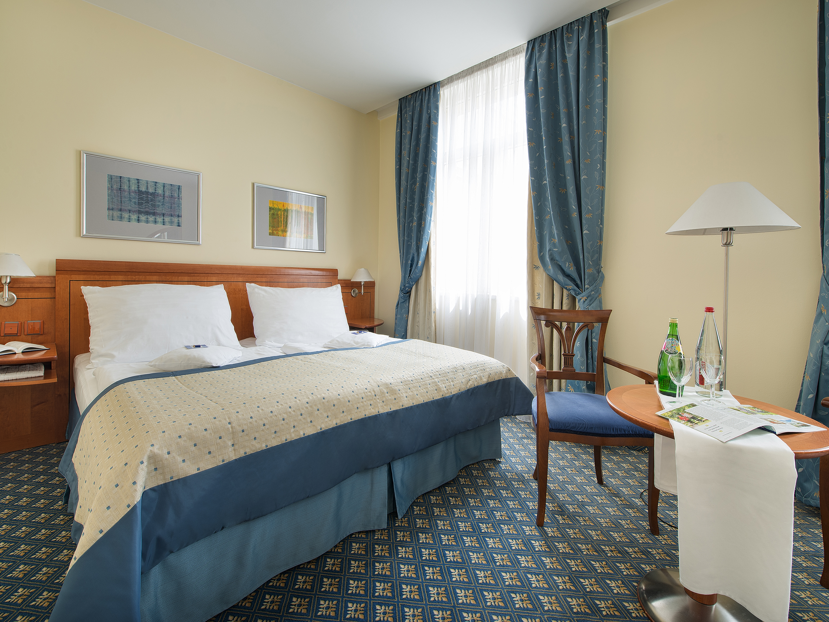 Double or Twin Standard