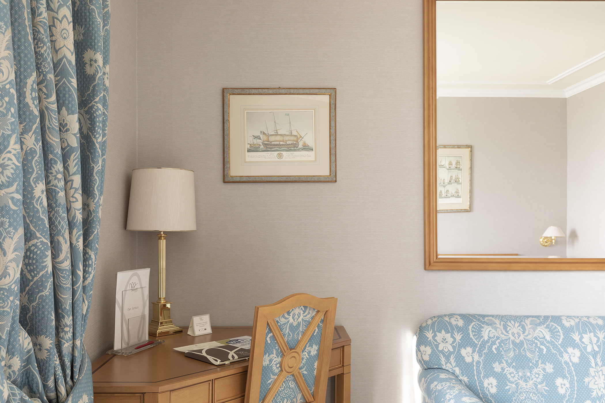 Double Single Superior