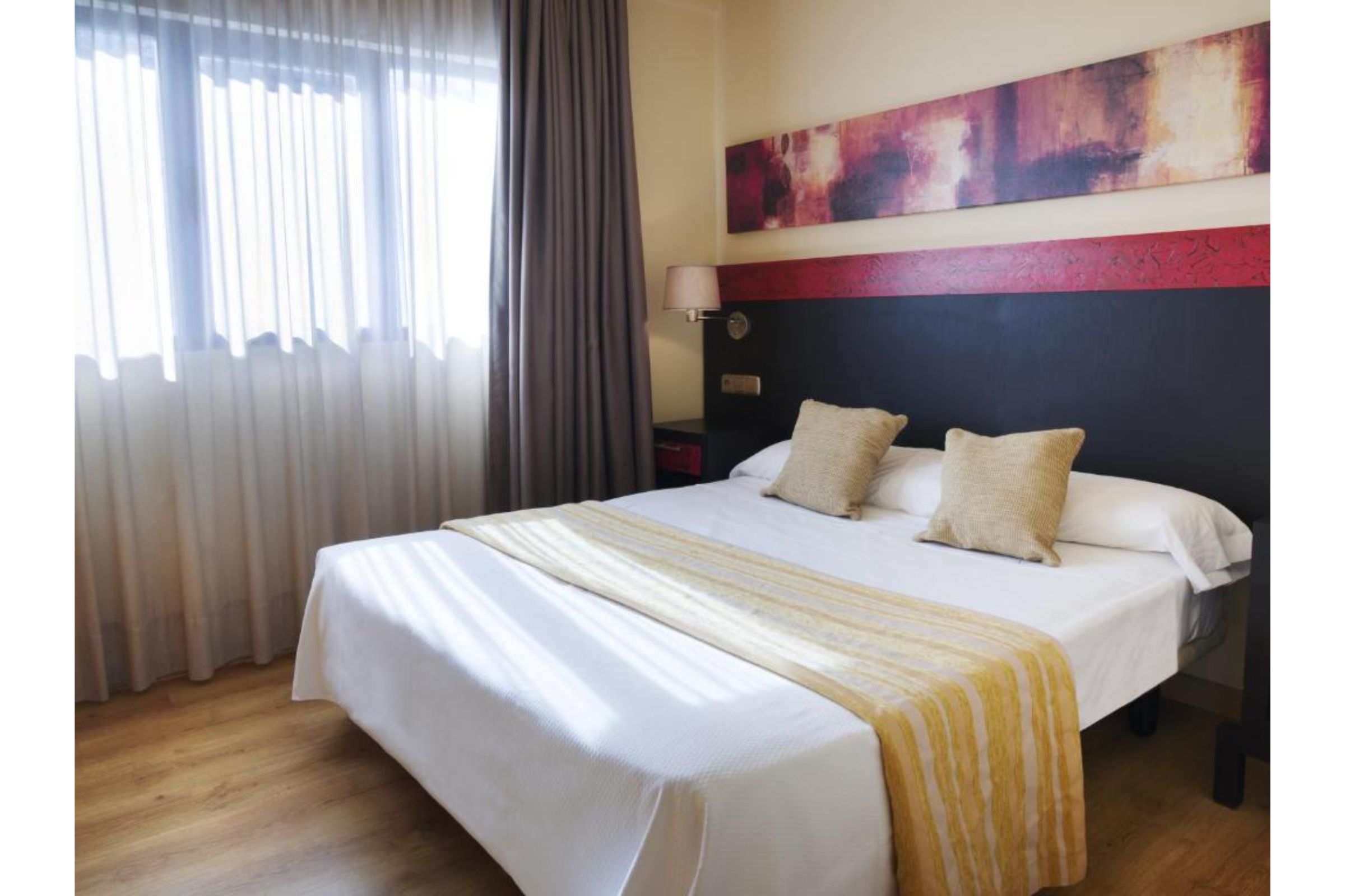 Apartment Capacity 4