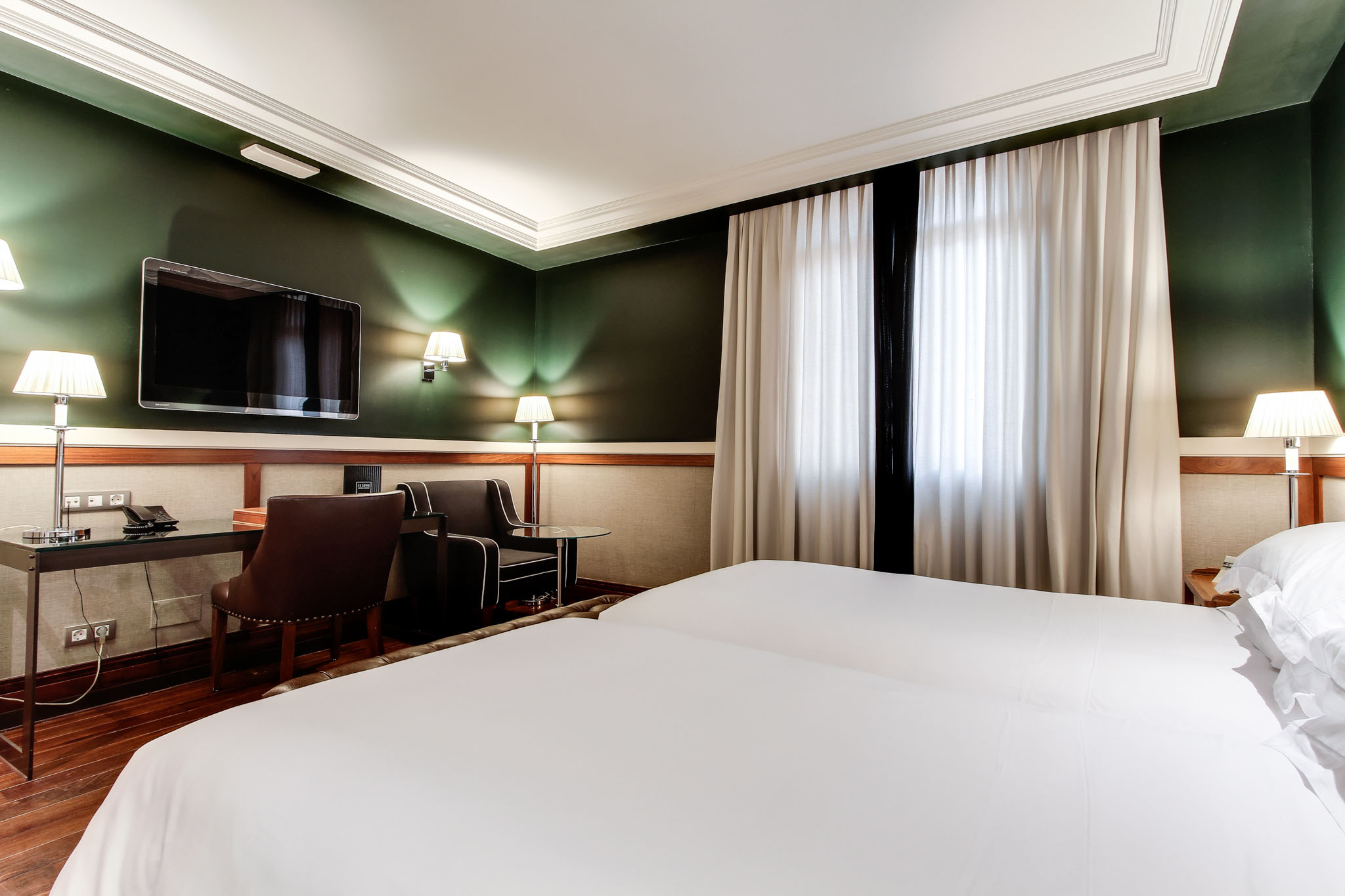 Double Single Superior