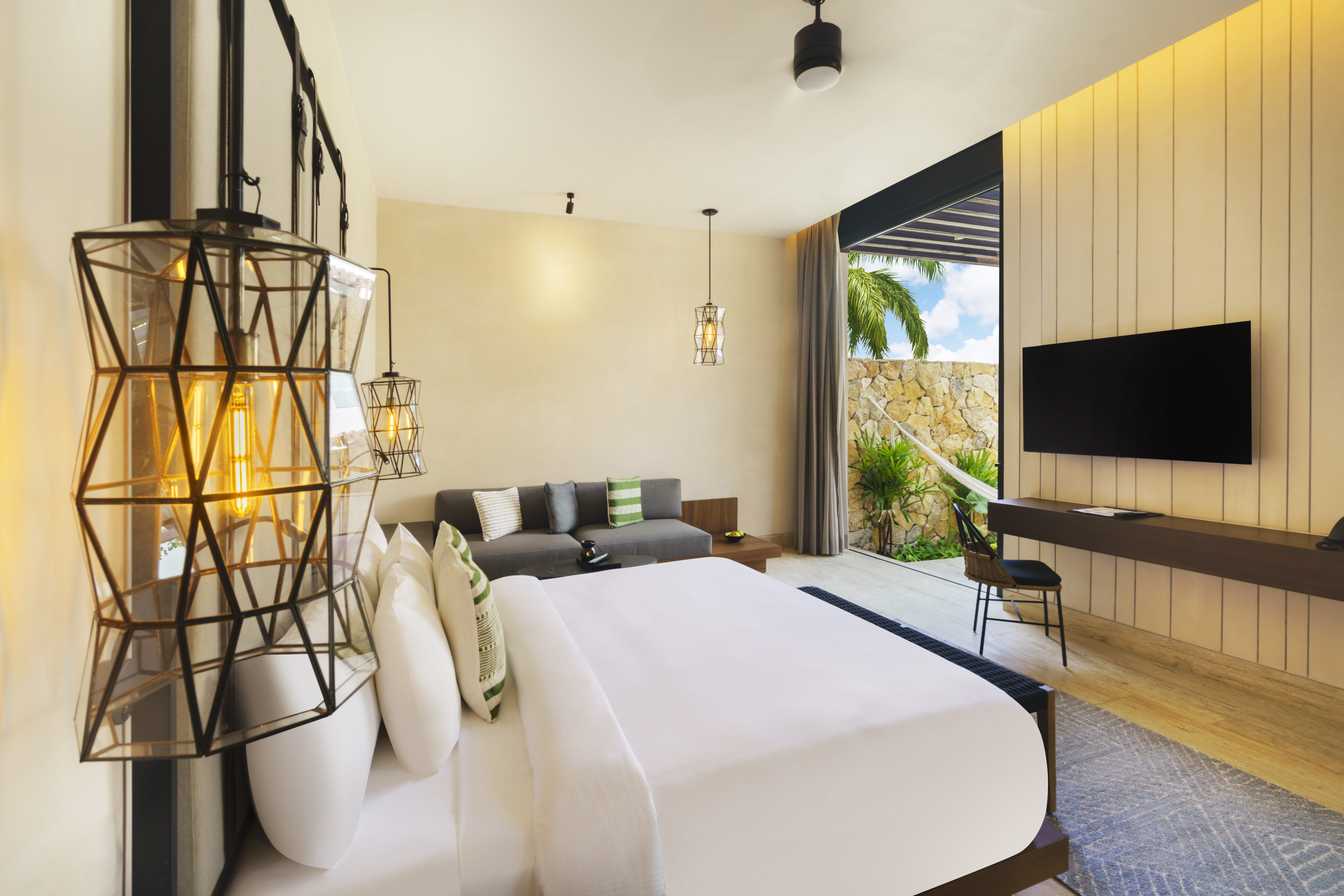 Junior Suite King Size Bed