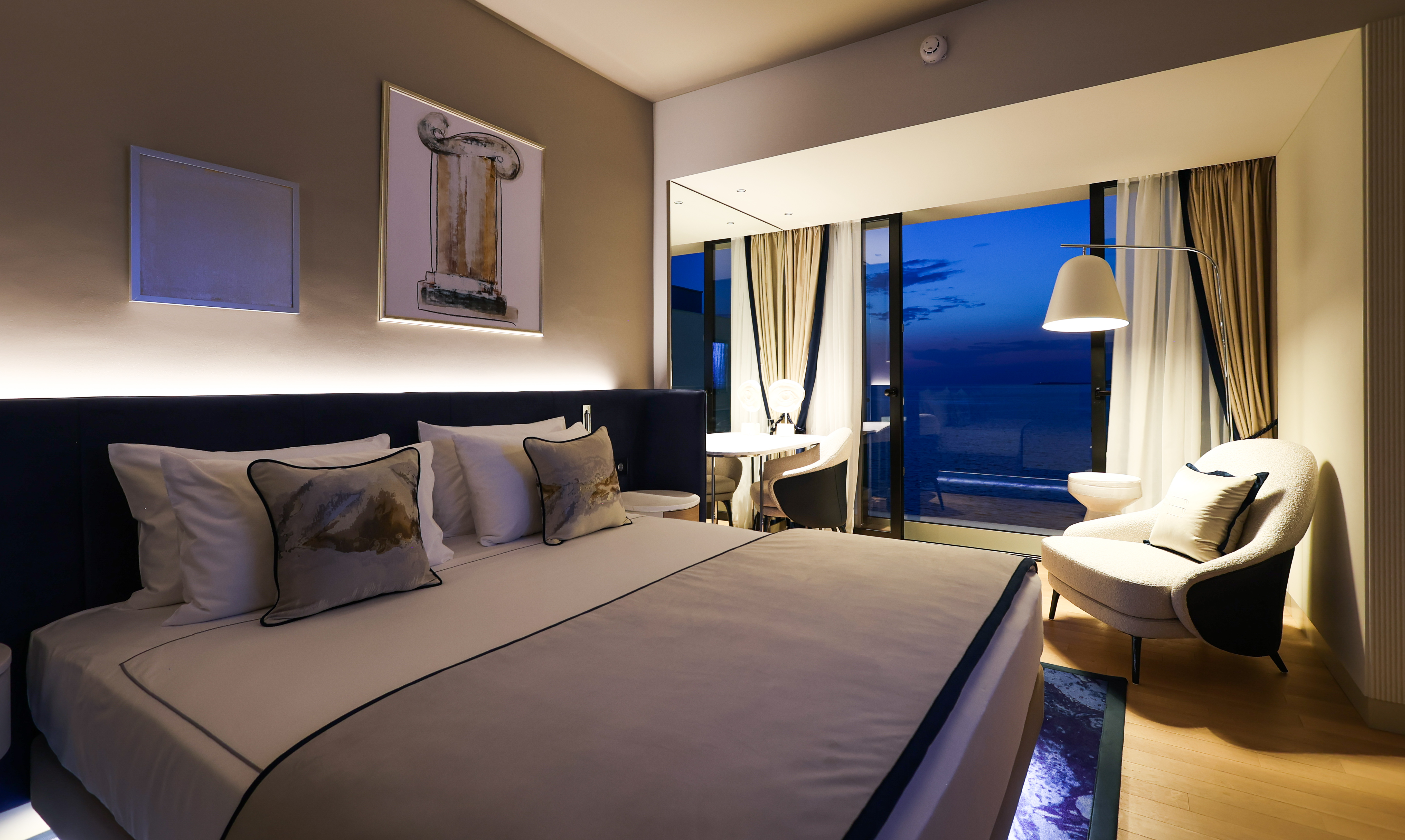 Double Single Deluxe Sea View