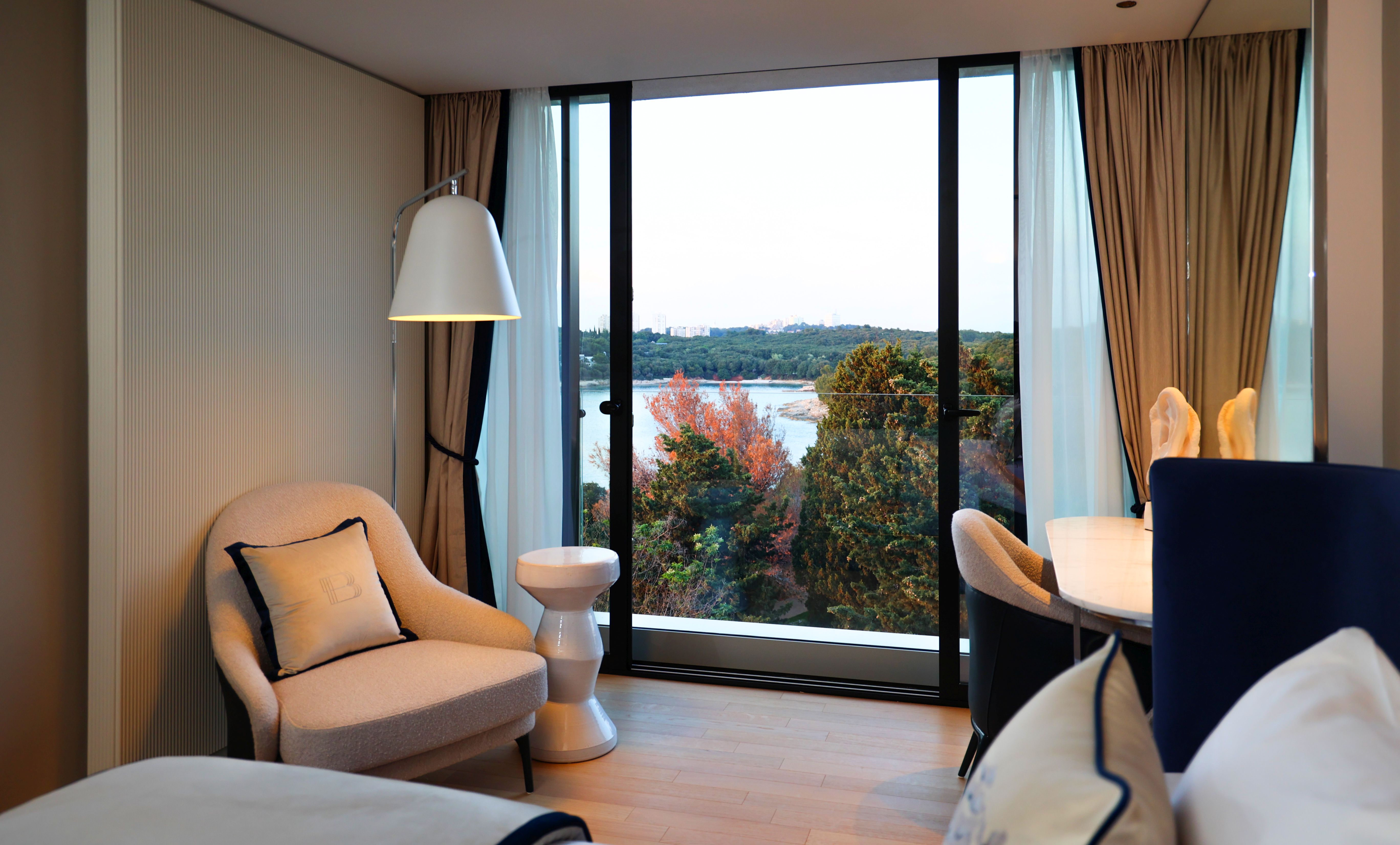 Double Single Premium Sea View