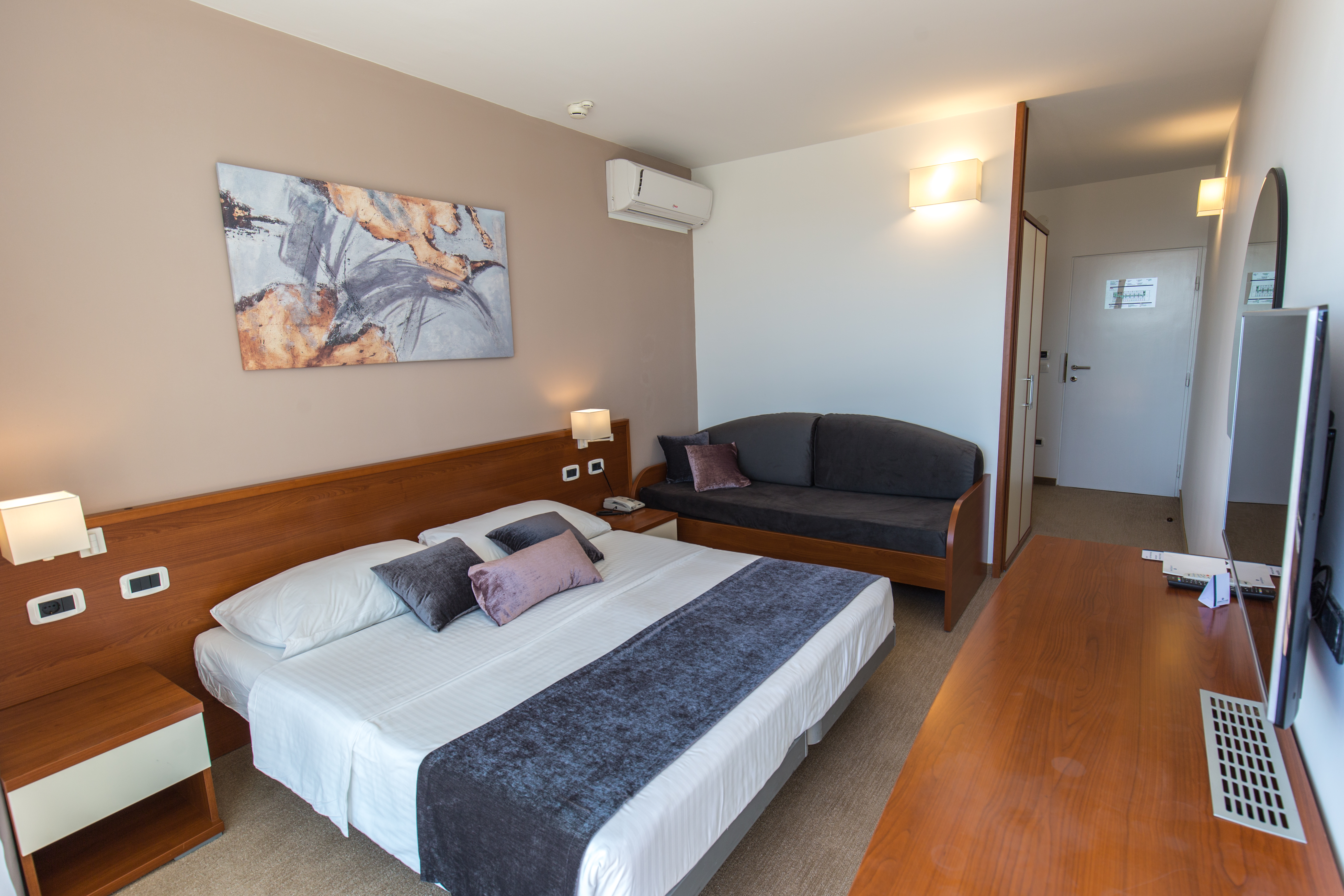 Family Room Side Sea View